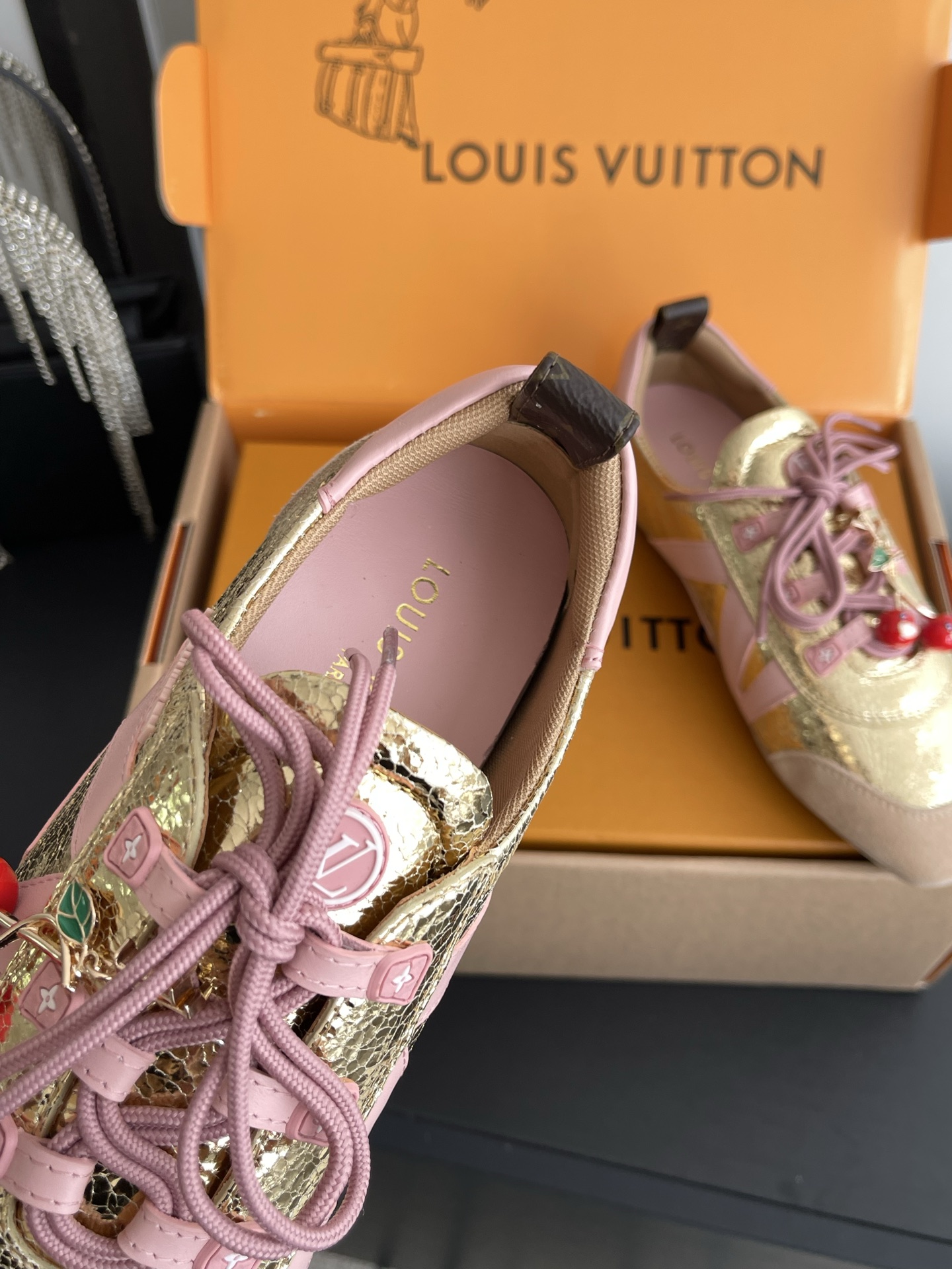 Louis Vuitton Sneakers