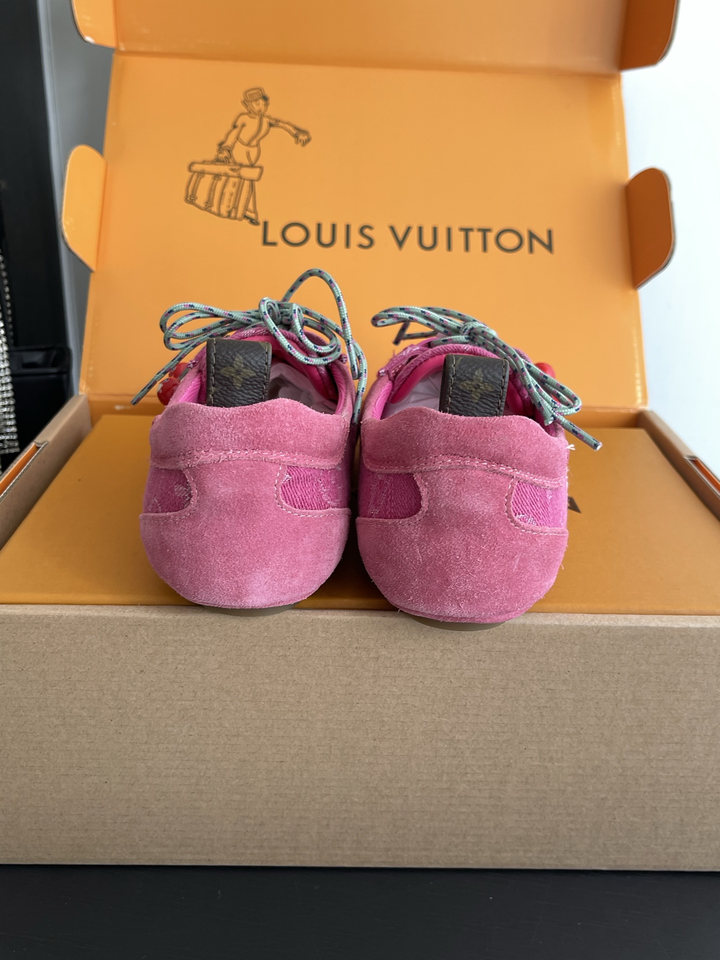 Louis Vuitton Sneakers