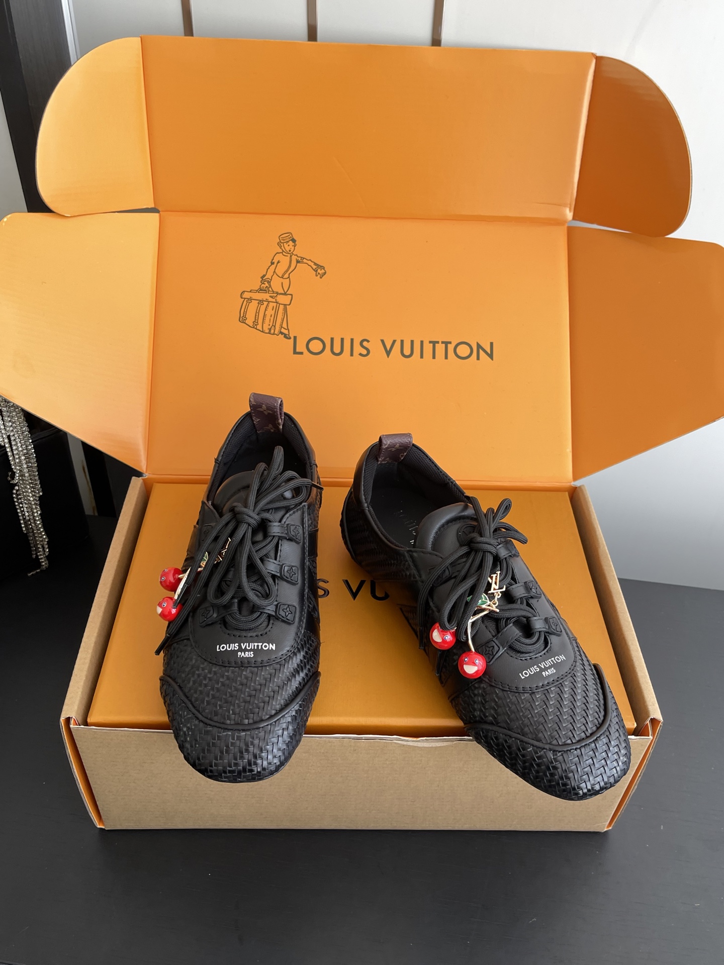 Louis Vuitton Sneakers