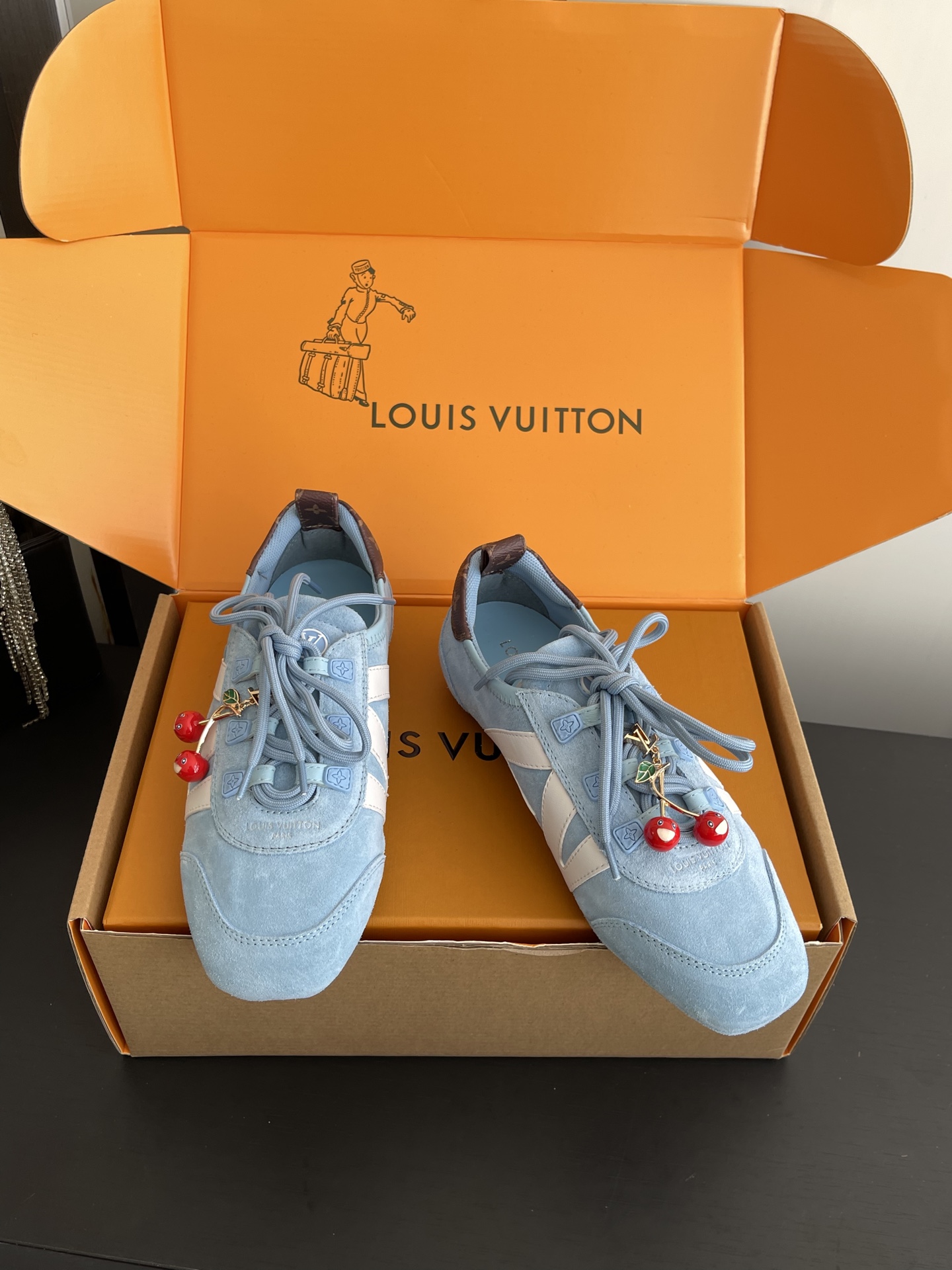 Louis Vuitton Sneakers
