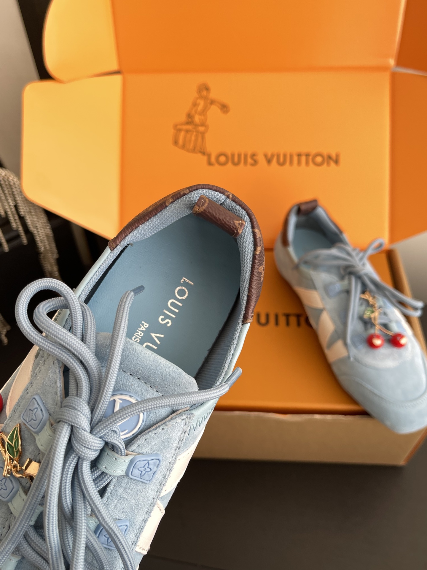 Louis Vuitton Sneakers