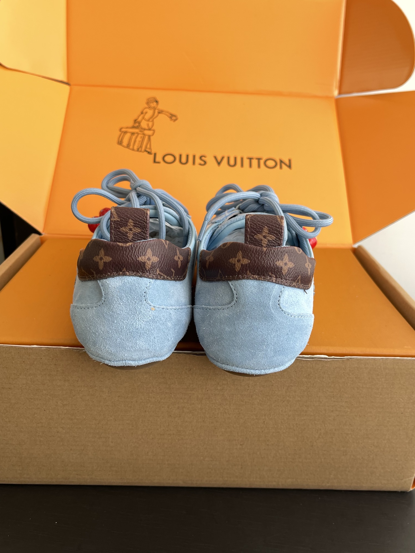 Louis Vuitton Sneakers