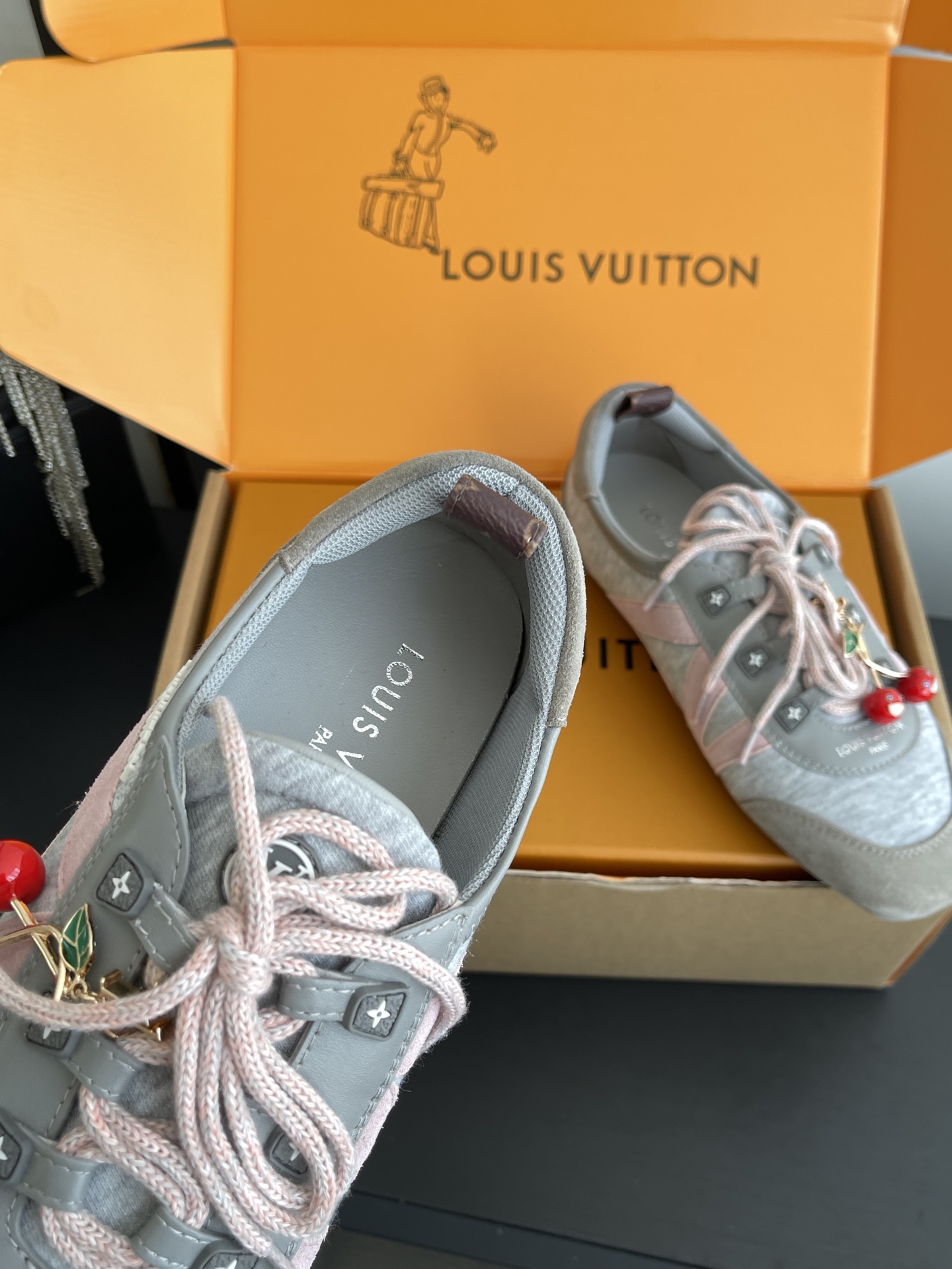 Louis Vuitton Sneakers