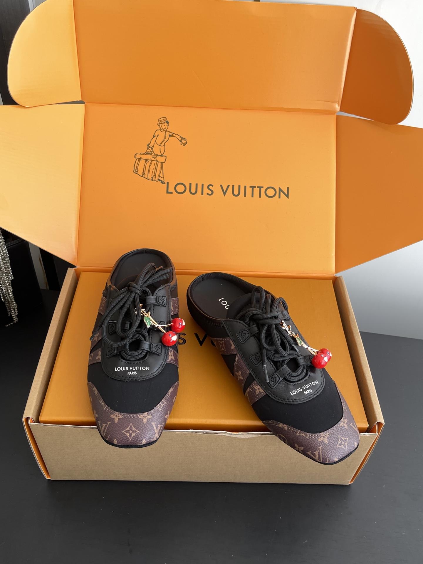 Louis Vuitton Sneakers