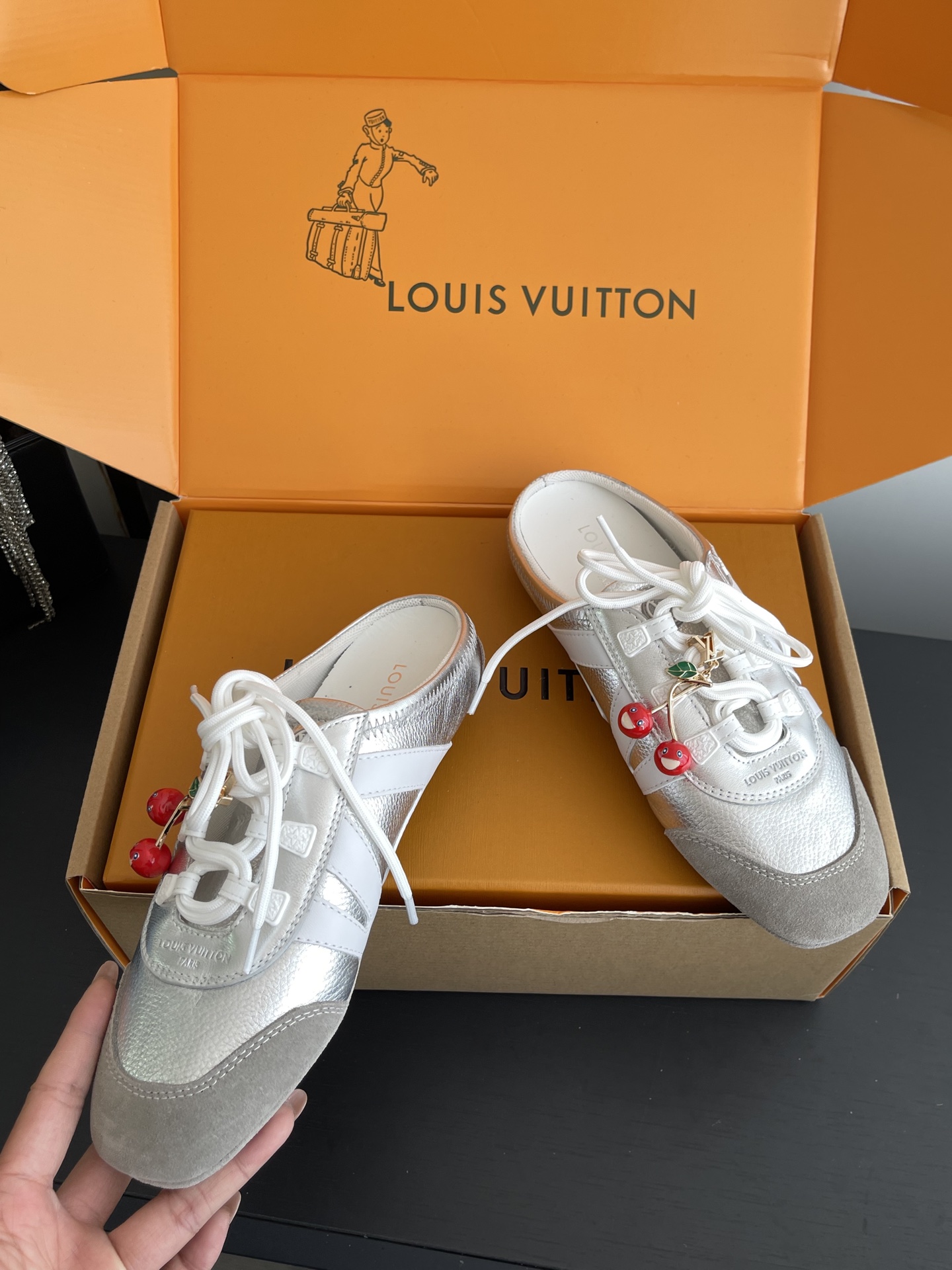 Louis Vuitton Sneakers