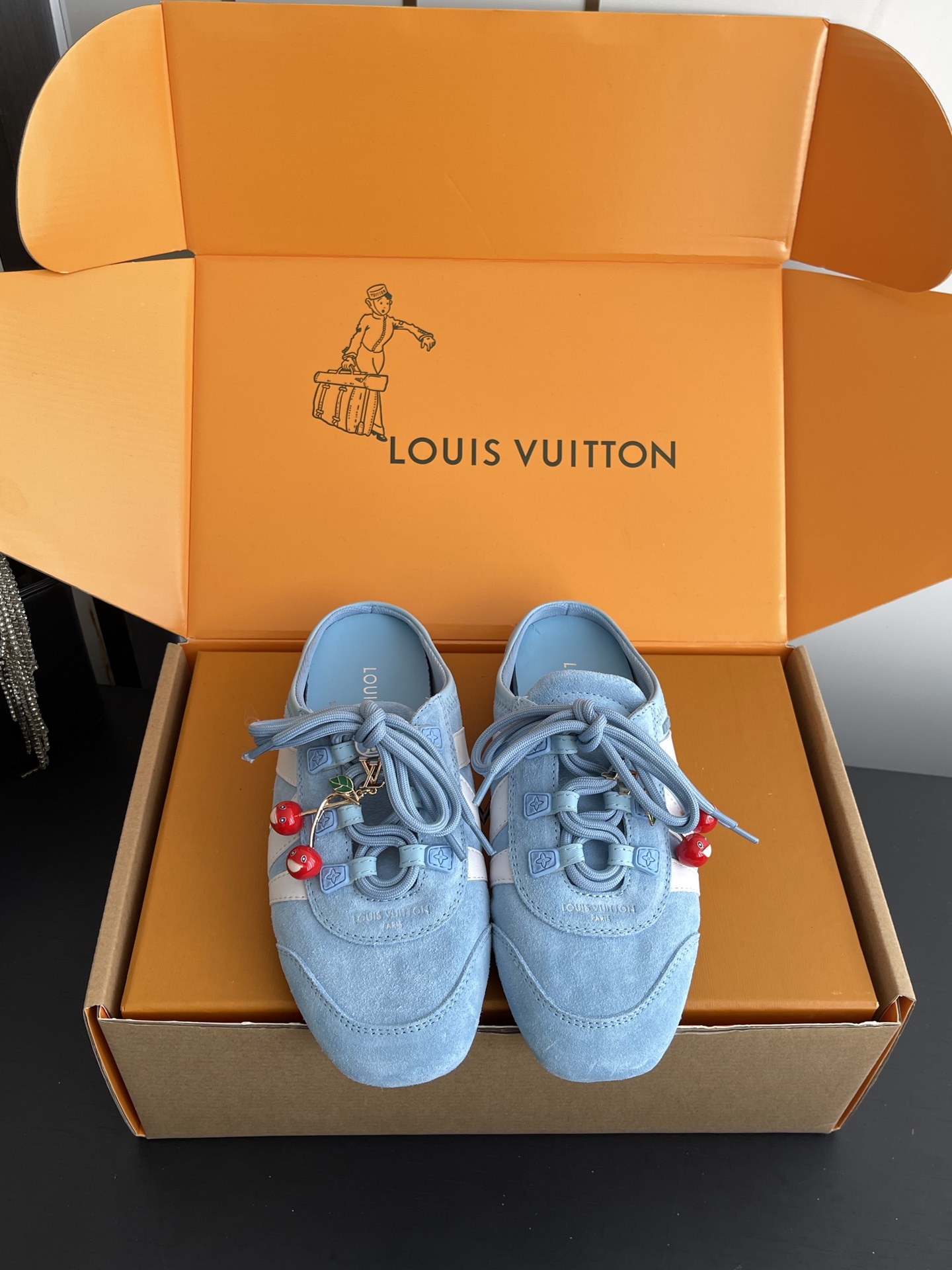 Louis Vuitton Sneakers