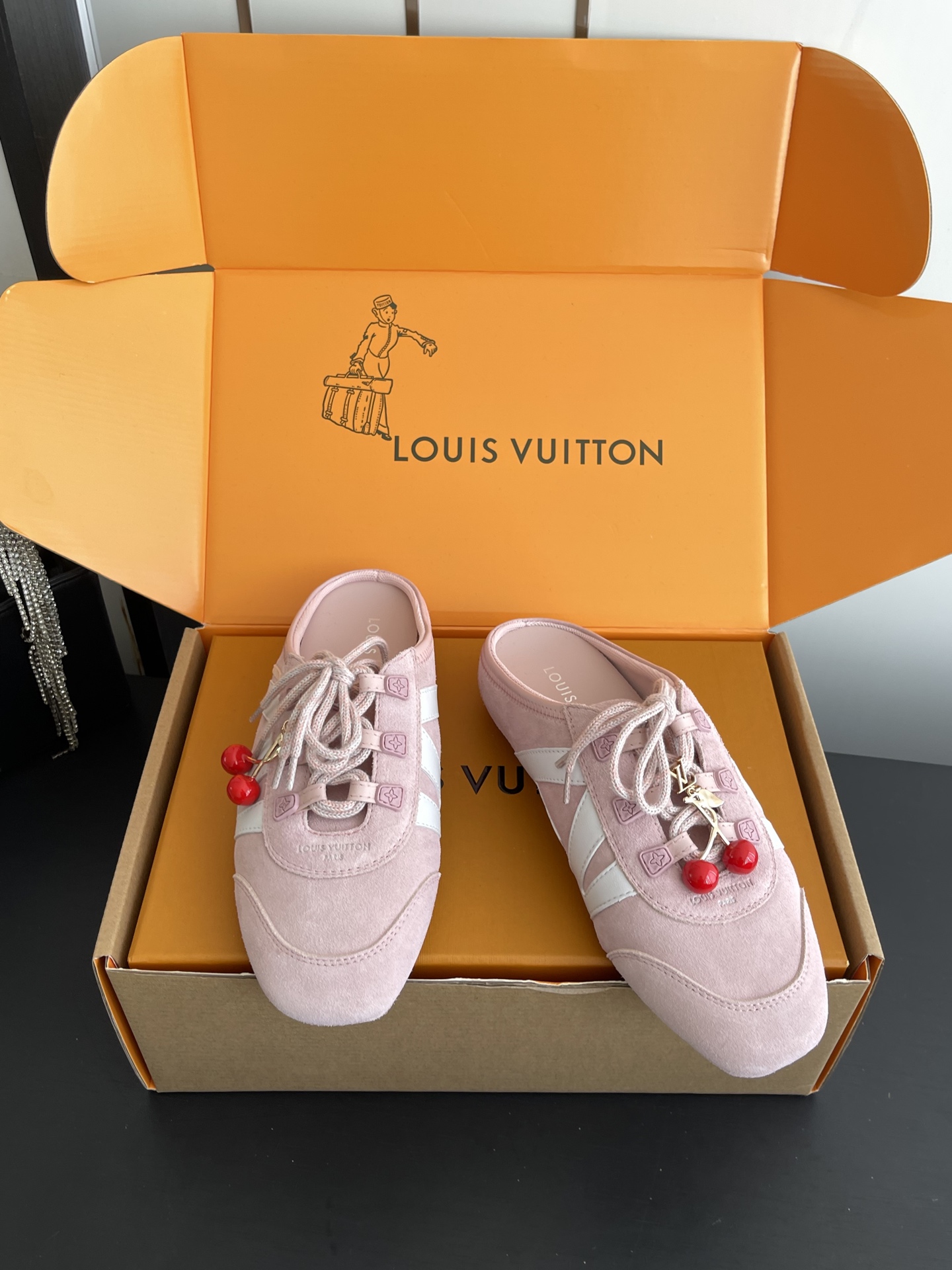 Louis Vuitton Sneakers