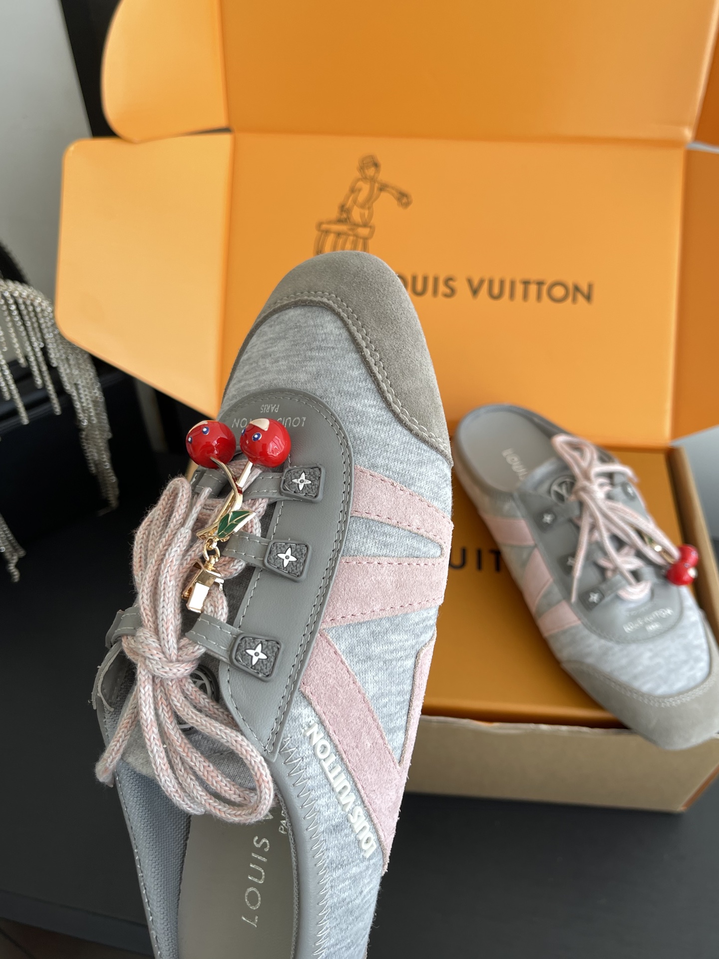 Louis Vuitton Sneakers