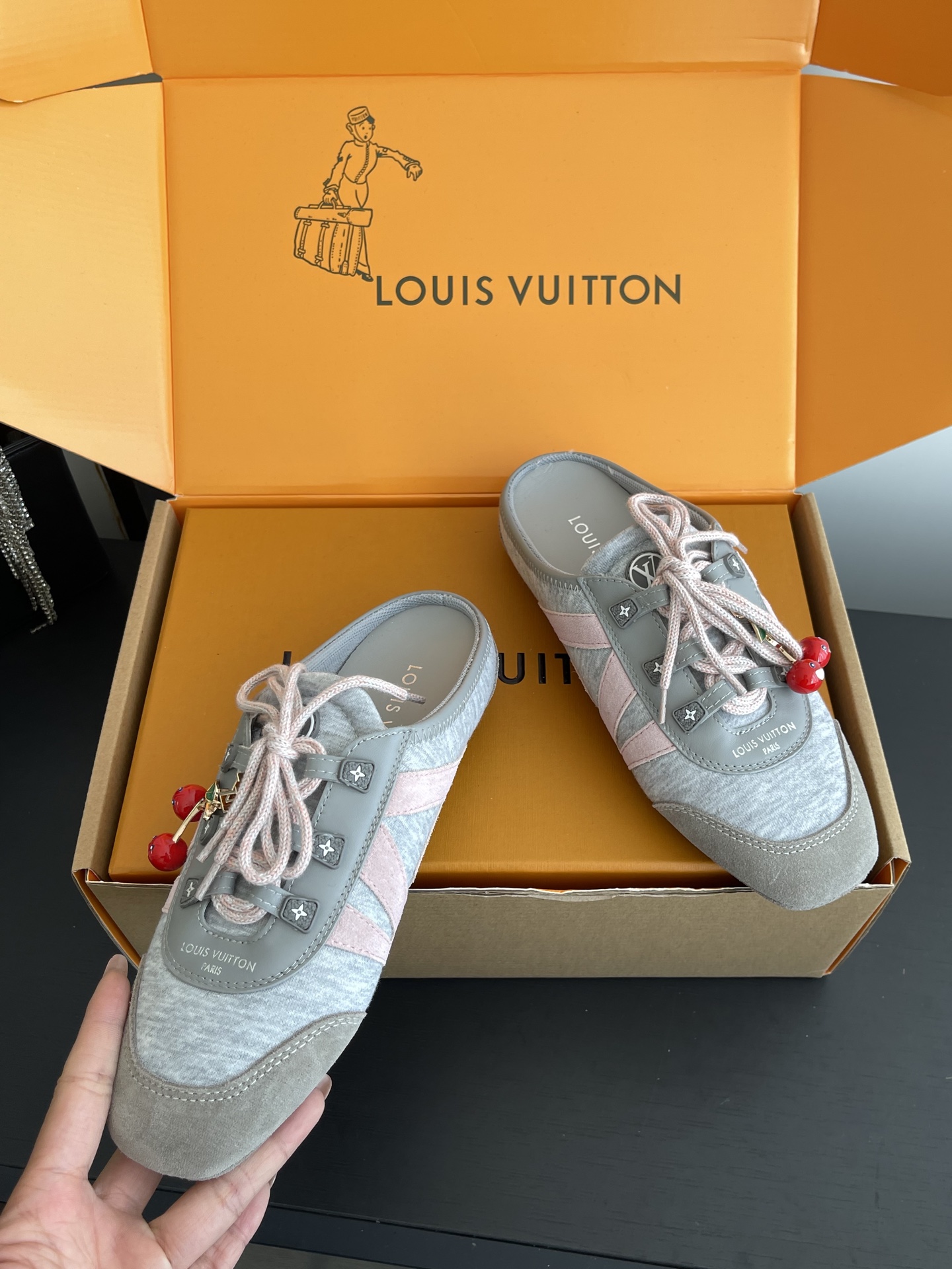 Louis Vuitton Sneakers