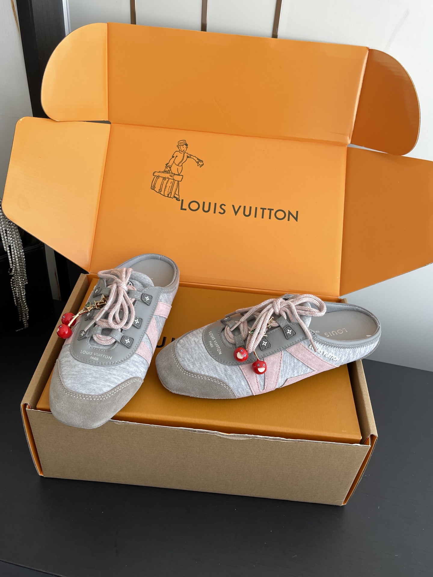 Louis Vuitton Sneakers