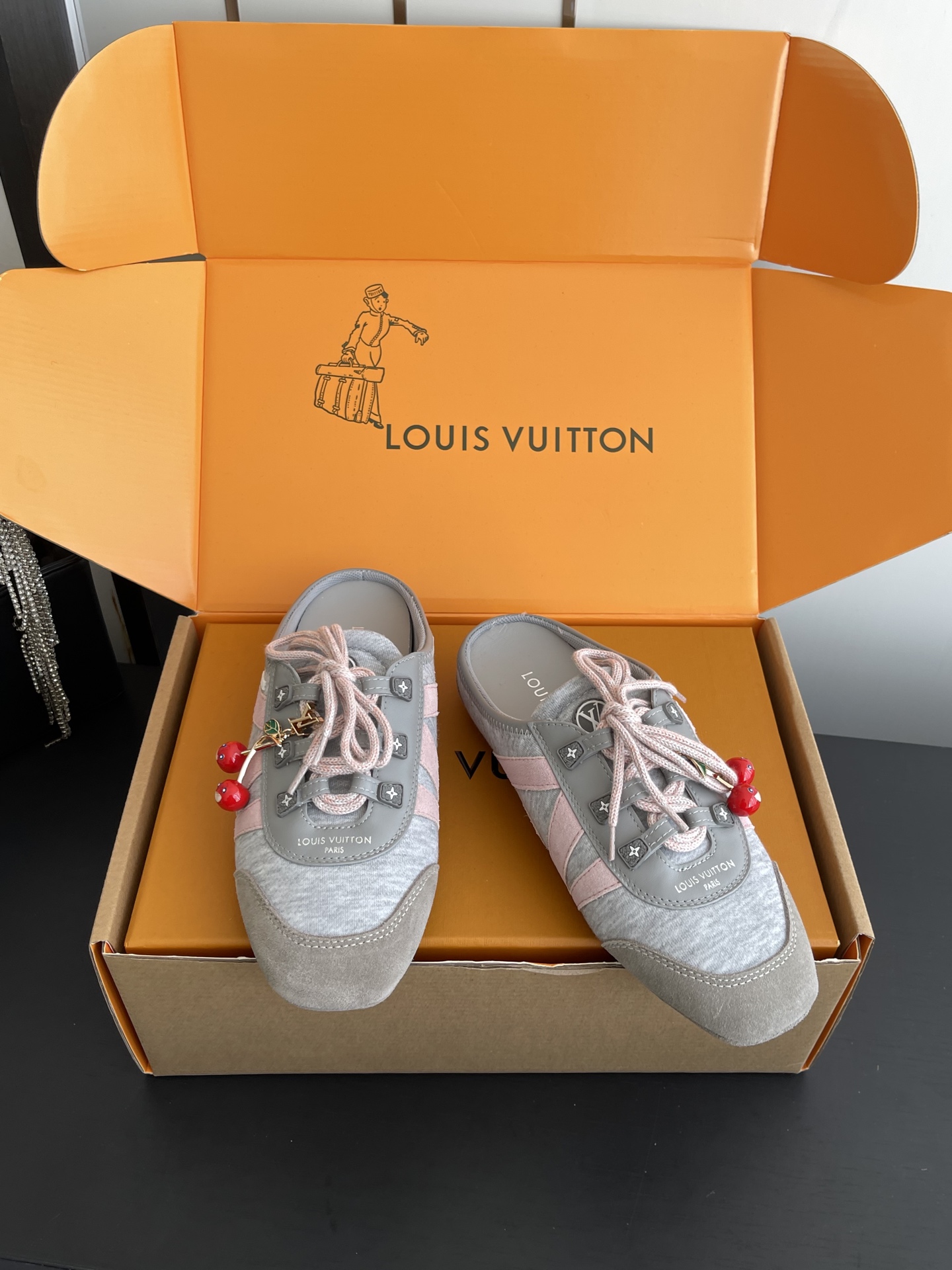 Louis Vuitton Sneakers