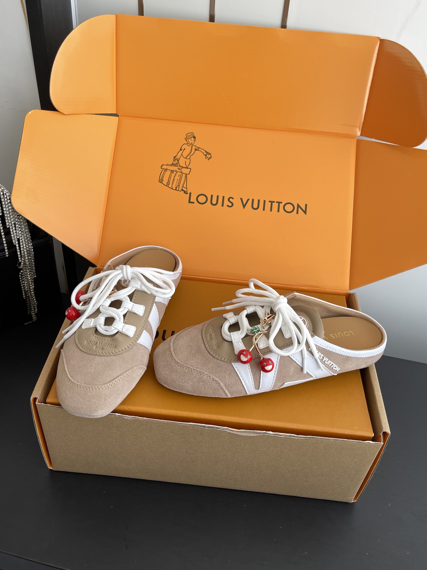 Louis Vuitton Sneakers