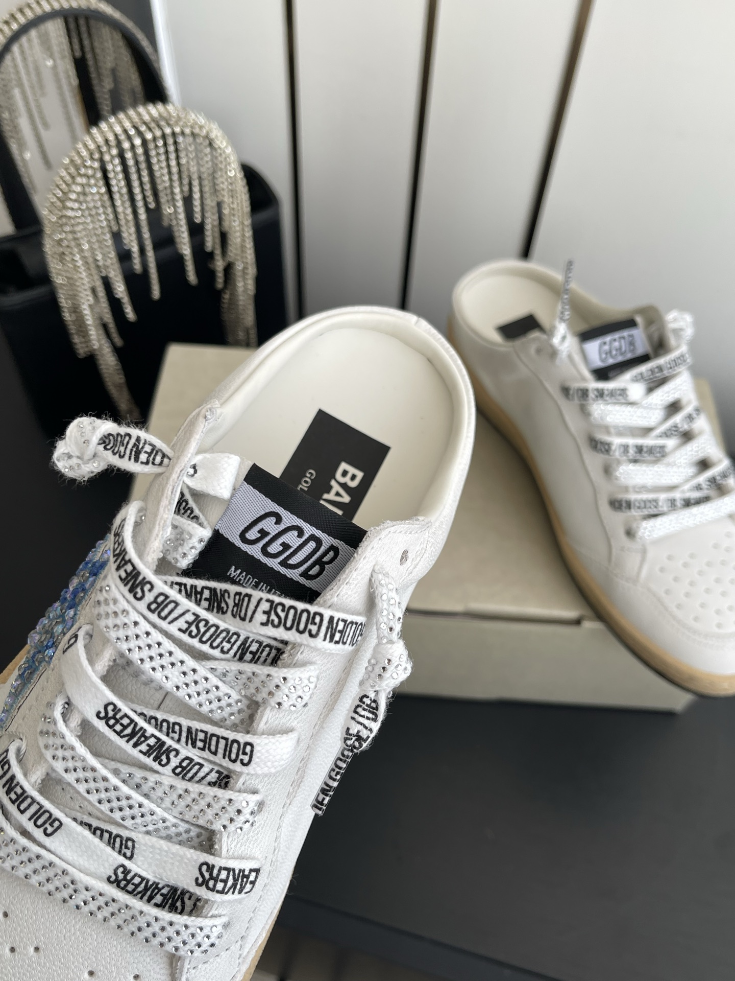 Alexander McQueen 720 26ss春夏新款水钻脏脏板鞋