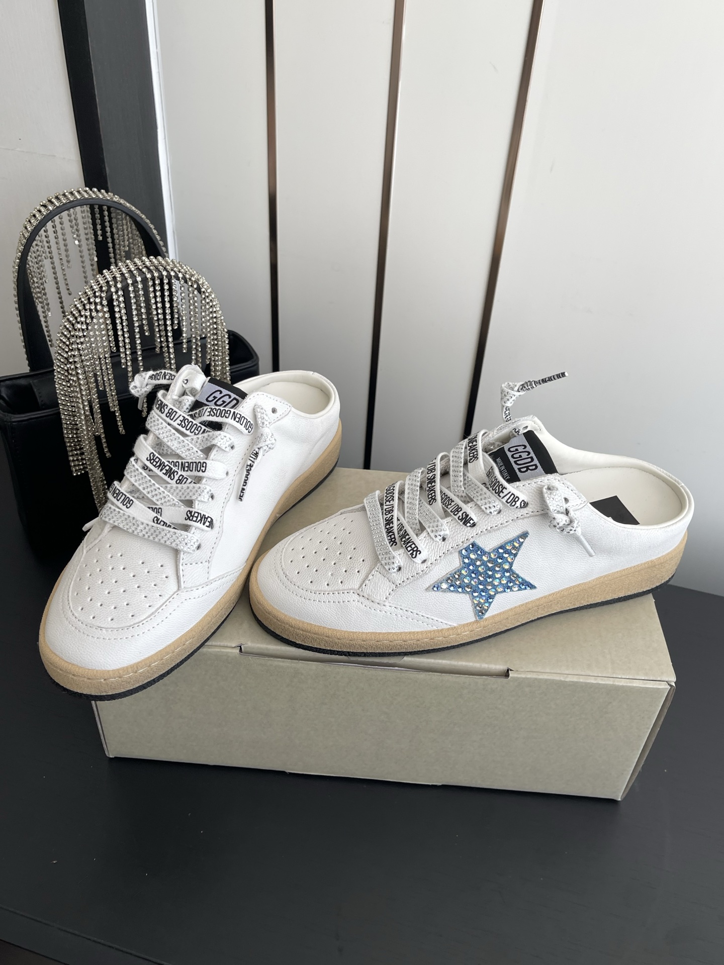 Alexander McQueen 720 26ss春夏新款水钻脏脏板鞋