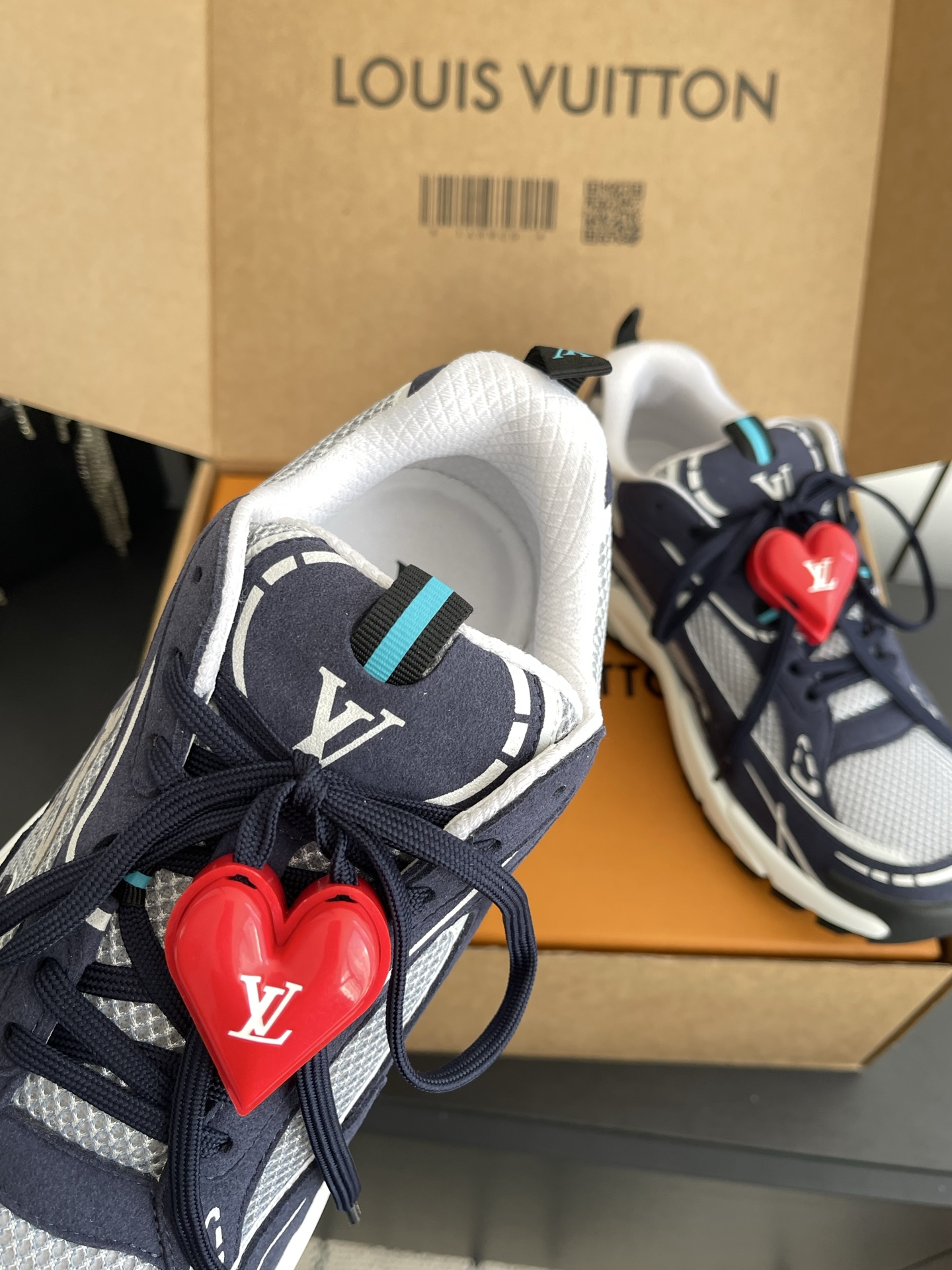 Louis Vuitton Louis Vuitton LV Tatic Runner 2026春夏最新款 运动鞋 老爹鞋