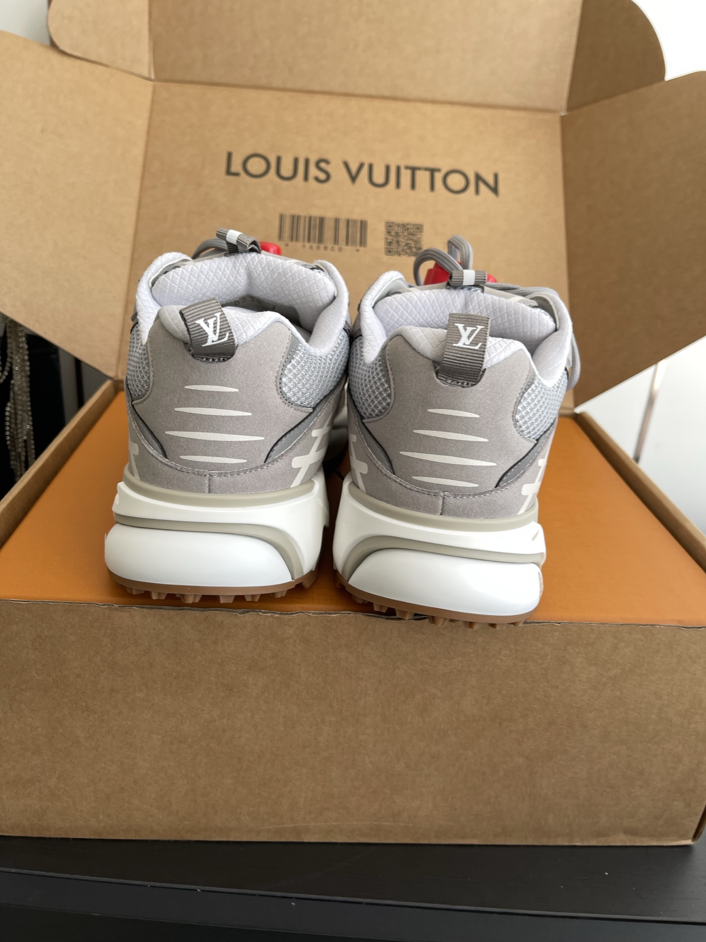 Louis Vuitton Louis Vuitton LV Tatic Runner 2026春夏最新款 运动鞋 老爹鞋
