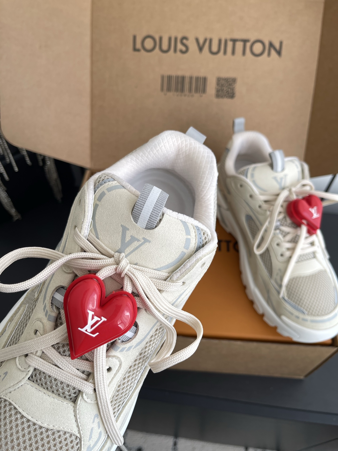 Louis Vuitton Louis Vuitton LV Tatic Runner 2026春夏最新款 运动鞋 老爹鞋