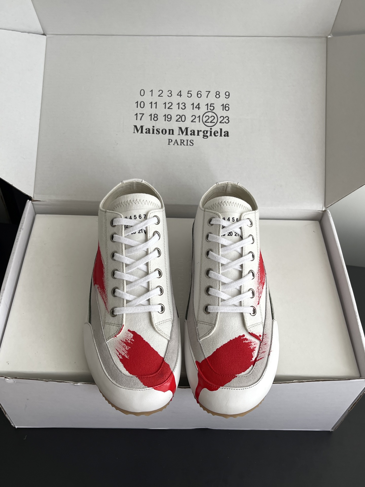 NO:891064,Couple's model with new technology splashing graffiti, old thick-soled moral training shoes, casual sports canvas shoes. Fabric cowhide with suede fabric, foot pads cowhide, breathable cloth inside, original non-slip rubber outsole, size 35-45 [female 40.41/male 45 custom-made], casual shoes/sports shoes, sneakers, cowhide, chamois leather19860909情侣款新工艺泼墨涂鸦 做旧厚底德训鞋 休闲运动帆布鞋. 面料牛皮配麂皮配布 垫脚牛皮、内里透气布 原版防滑橡胶大底 尺码35-45 [女40.41/男45订做],休闲鞋/运动鞋,sneakers,cowhide,chamois leather,Women's Shoes