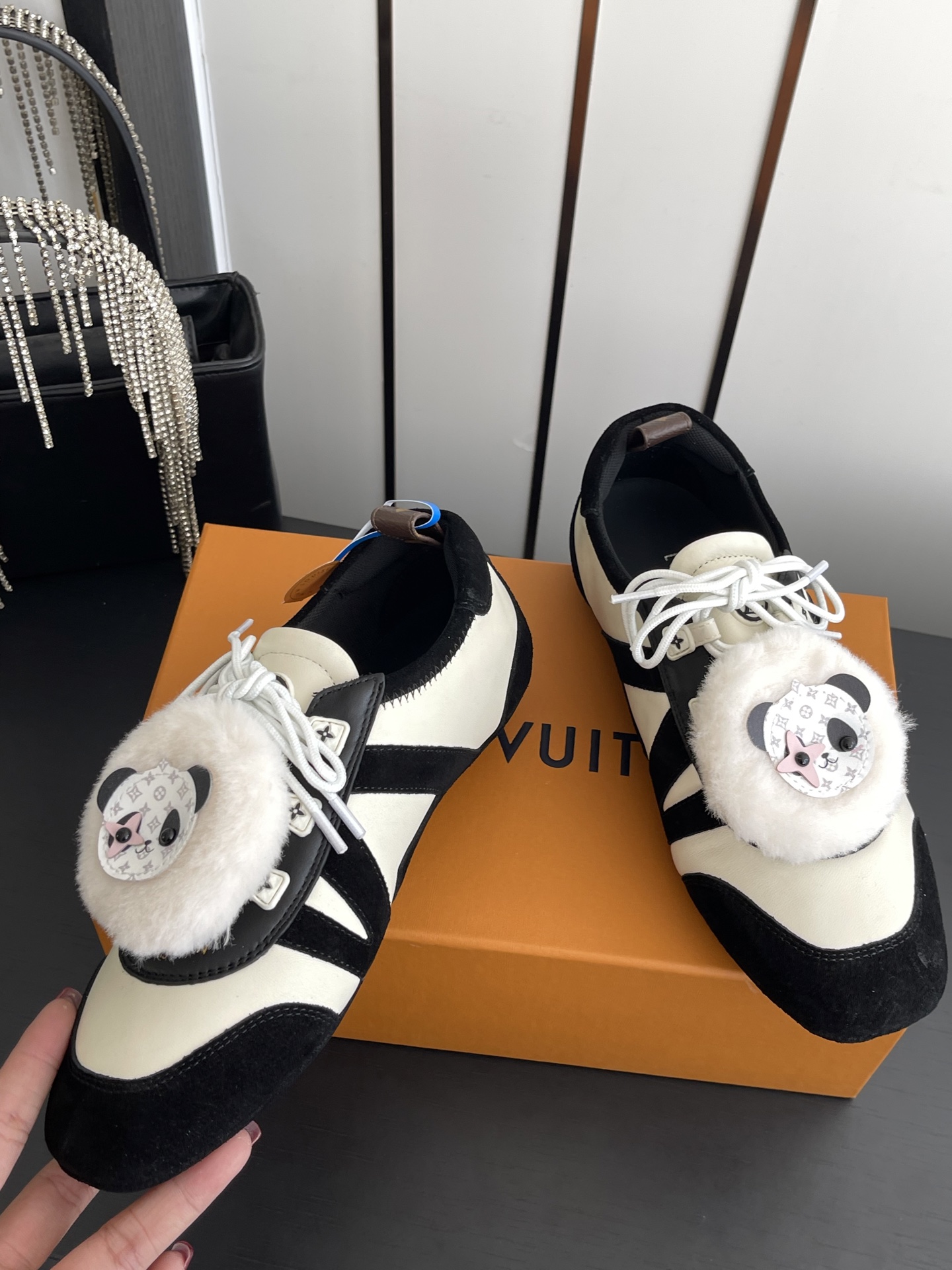 Louis Vuitton Sneakers