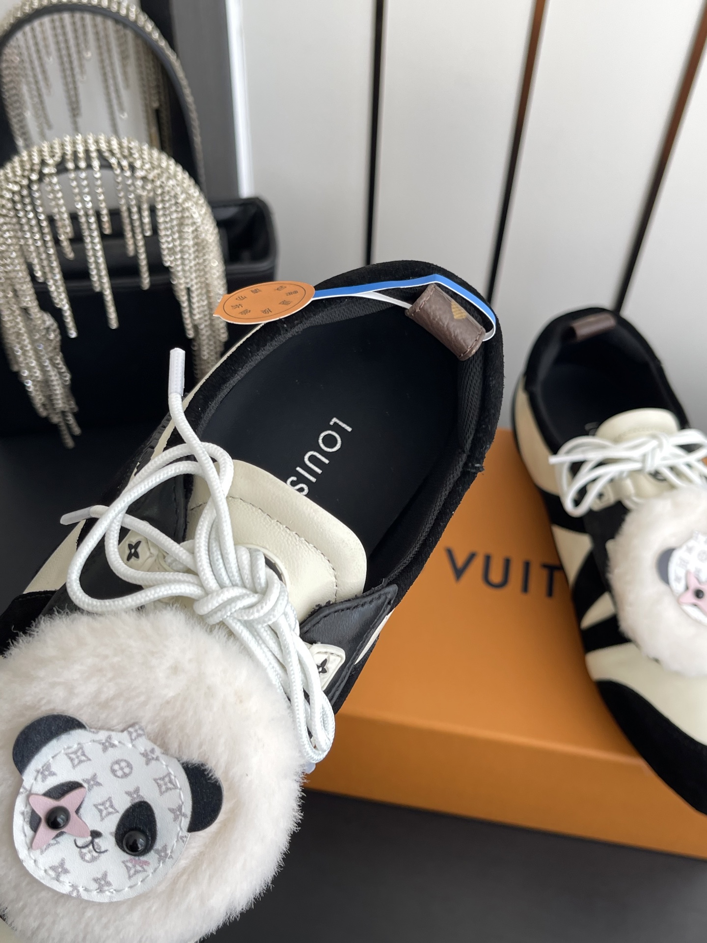 Louis Vuitton Sneakers