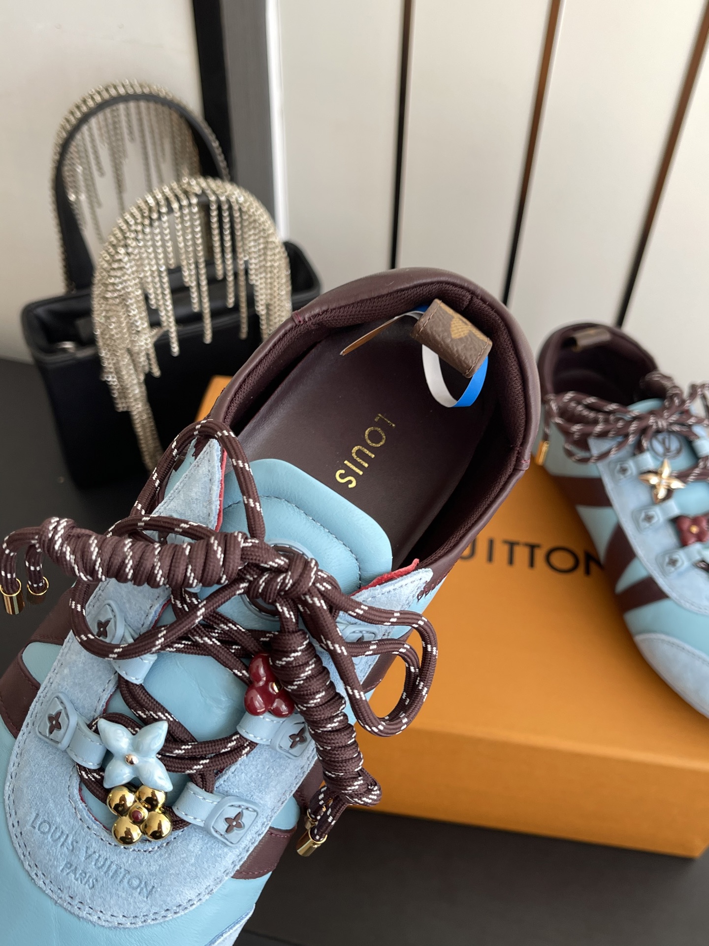 Louis Vuitton Sneakers