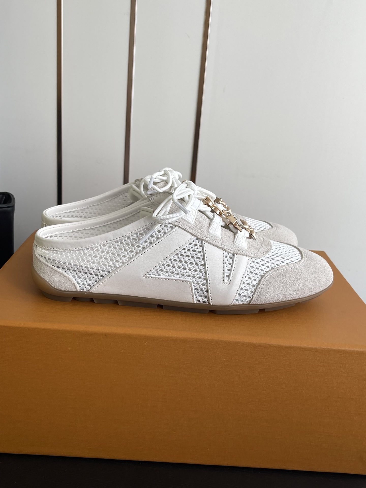 Louis Vuitton Sneakers