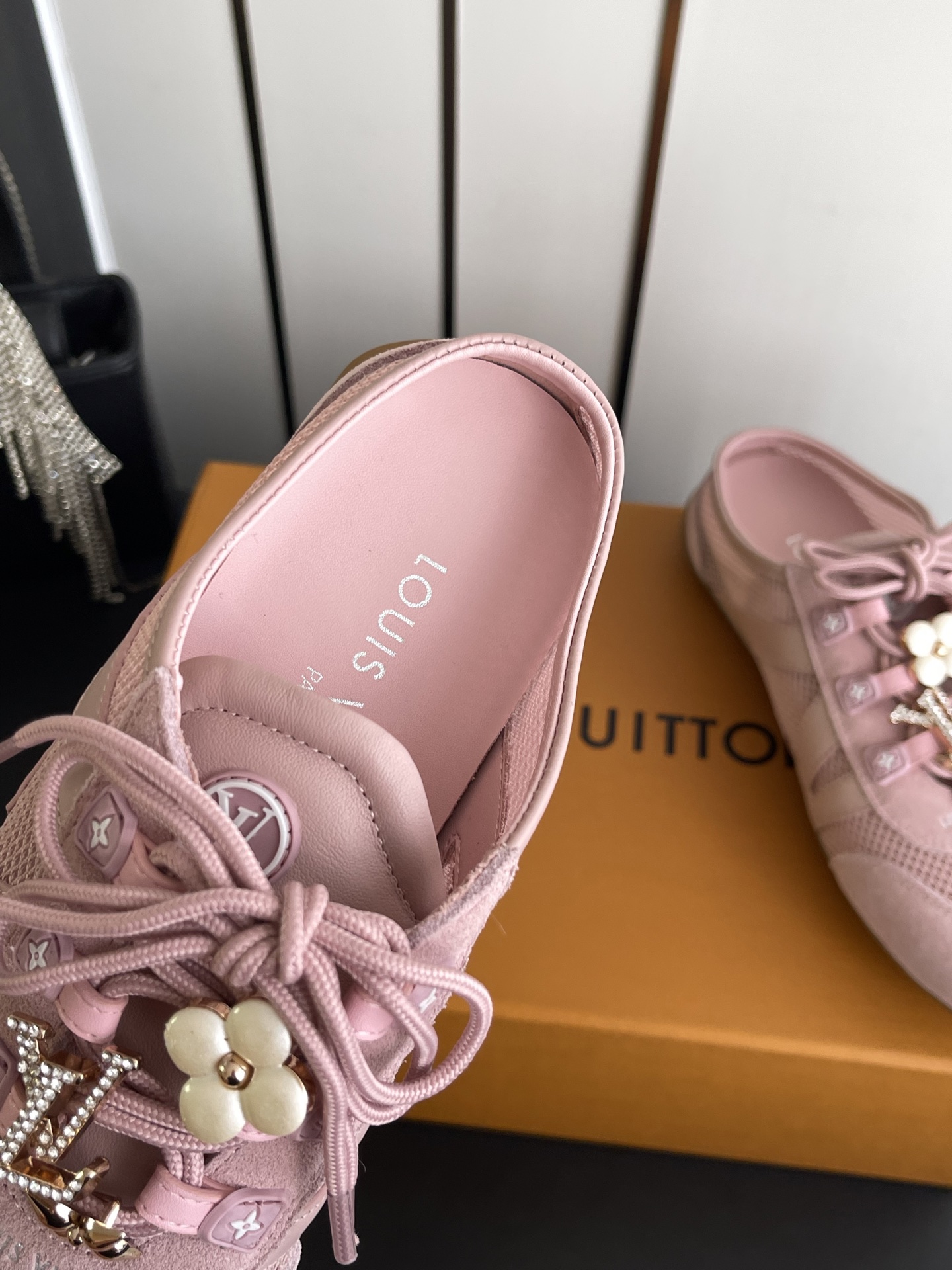 Louis Vuitton Sneakers