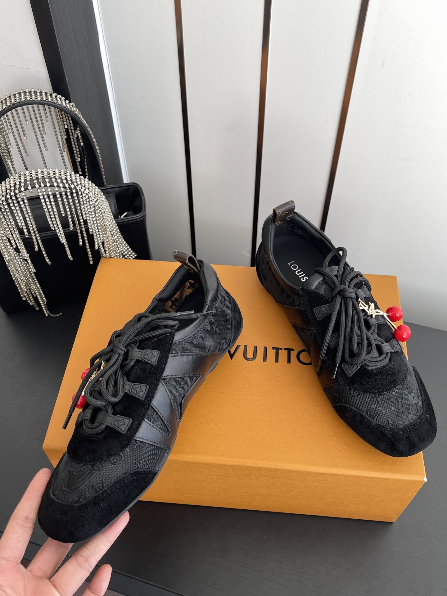 Louis Vuitton Sneakers