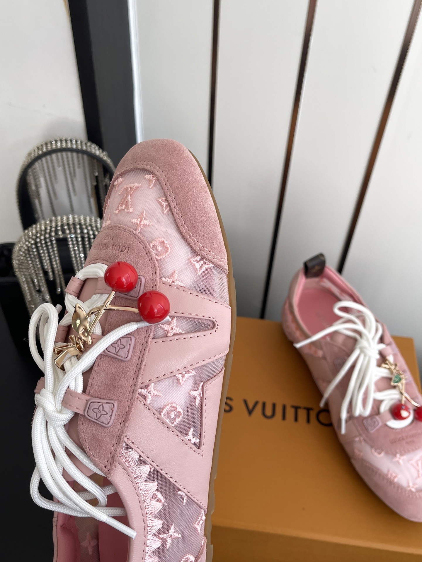 Louis Vuitton Sneakers