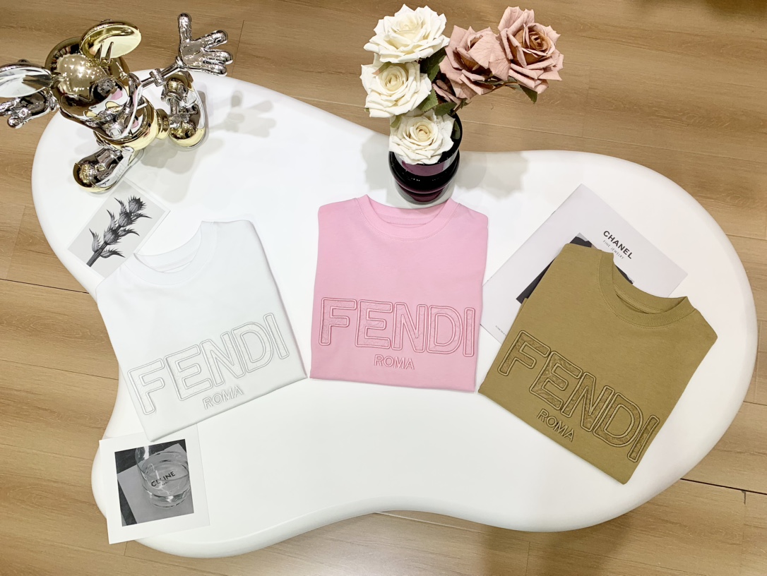 Copy AAA+ Fendi Clothing Kids Clothes T-Shirt Khaki Pink White Kids Boy Girl Spring Collection Short Sleeve