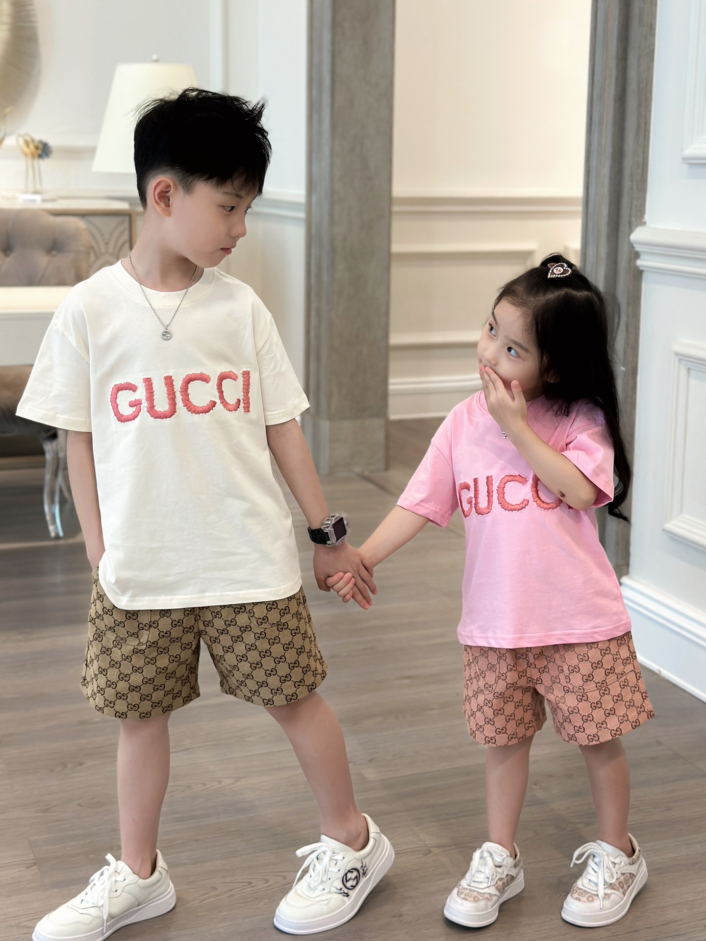 Gucci Arriba
 Ropa infantil Pantalones cortos Caqui Rosa Niños Chico Niña Colección primavera