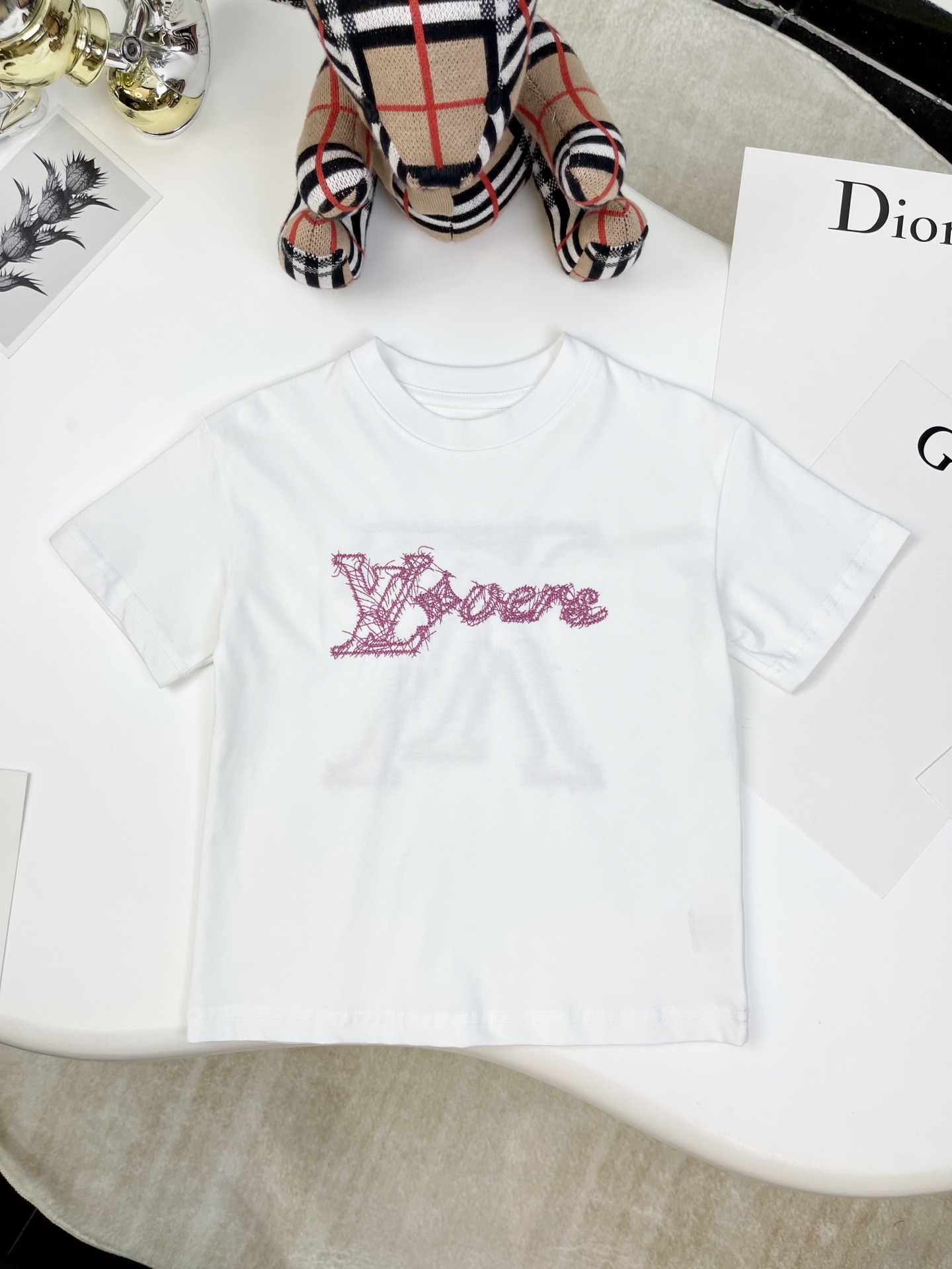 ❤️Sin menos @88 LOUIS VUITTON Louis Vuitton 2025 camiseta nueva de verano para niños proceso de lavado con bordado espe…