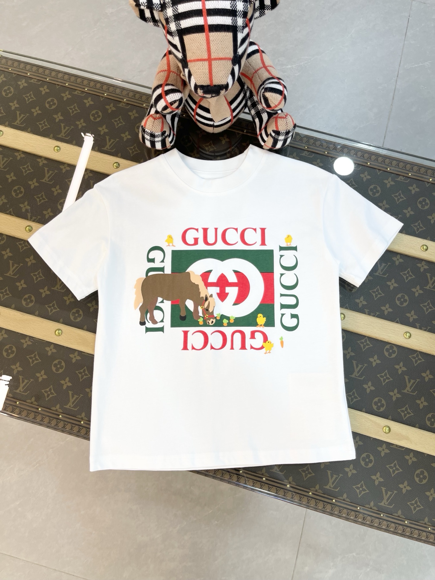 Precio de venta ¥79 sin menos GUCCI 古奇 2026 primavera temprana ropa infantil nueva camiseta de manga corta con estampad…