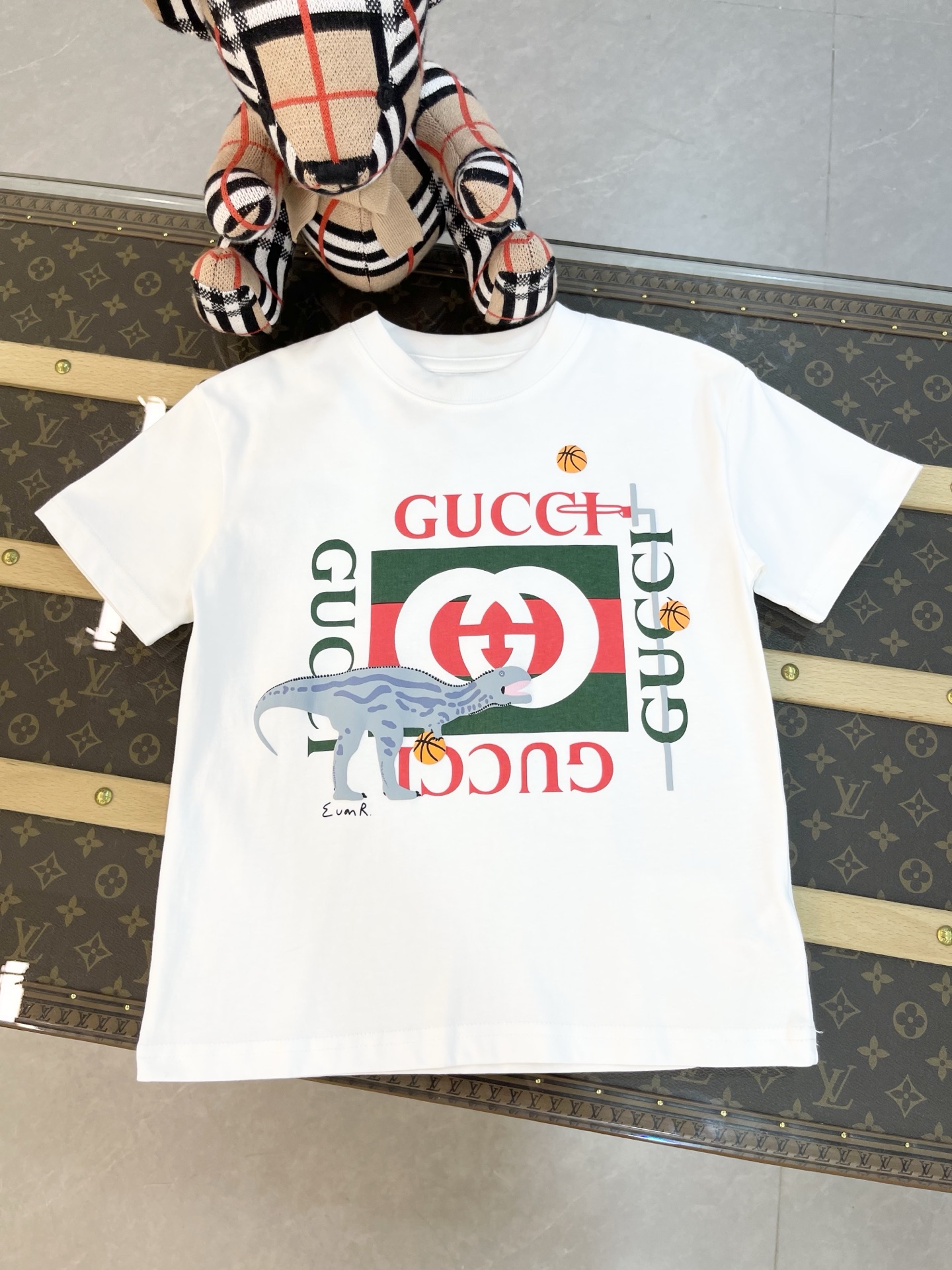 Precio de venta ¥79 sin menos GUCCI 古奇 2026 primavera temprana ropa infantil nueva camiseta de manga corta con estampad…