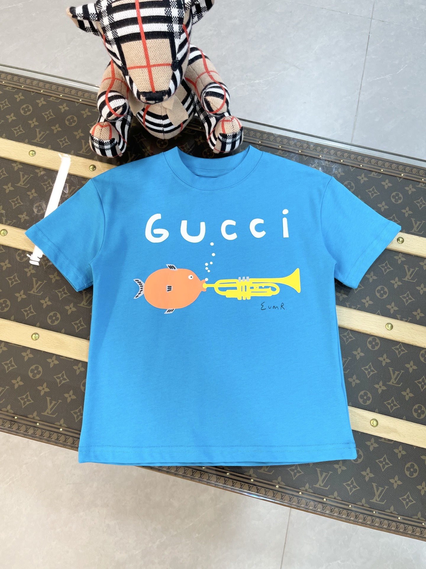 Precio de venta ¥79 sin menos GUCCI 古奇 2026 primavera temprana ropa infantil nueva camiseta de manga corta con estampad…