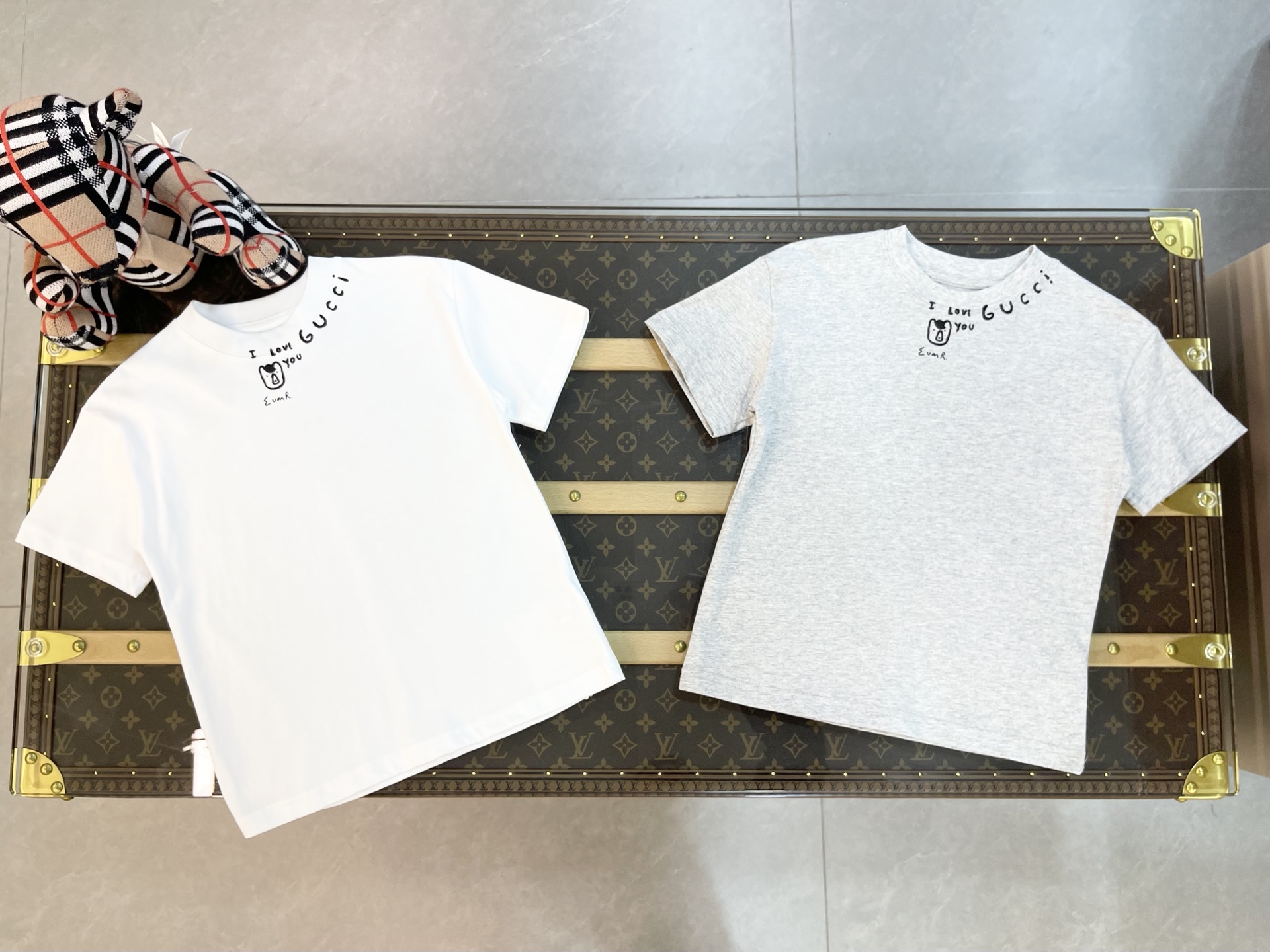 Precio de venta ¥79 sin descuento GUCCI 2026 nueva camiseta de manga corta para niños de primavera temprana, proceso de…