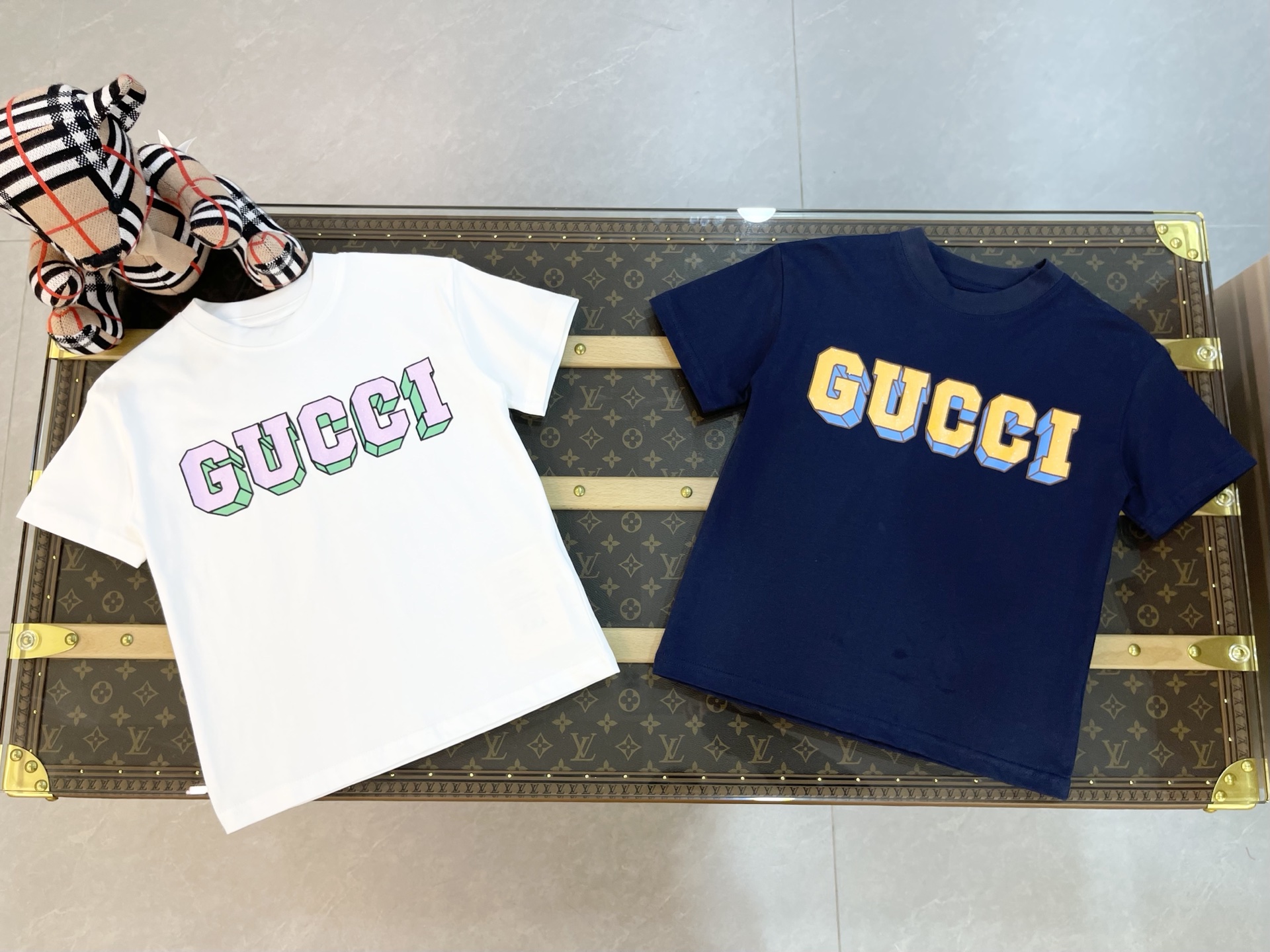 Precio de venta ¥79 sin descuento GUCCI 2026 nueva camiseta de manga corta para niños de primavera temprana, proceso de…