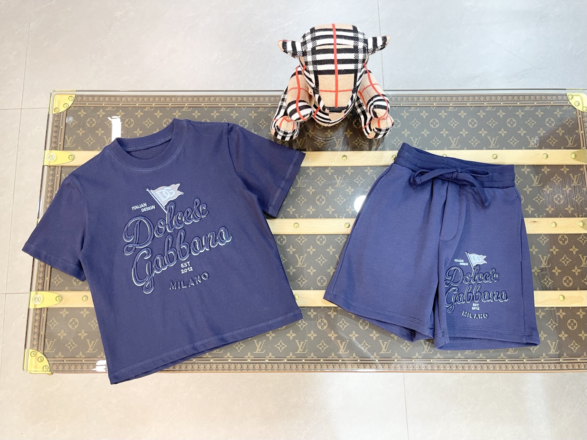 168 un conjunto, tallas 100-150cm DOLCE&GABBANA 杜嘉班纳 2026 colección de primavera para niños, conjunto nuevo, camiseta c…