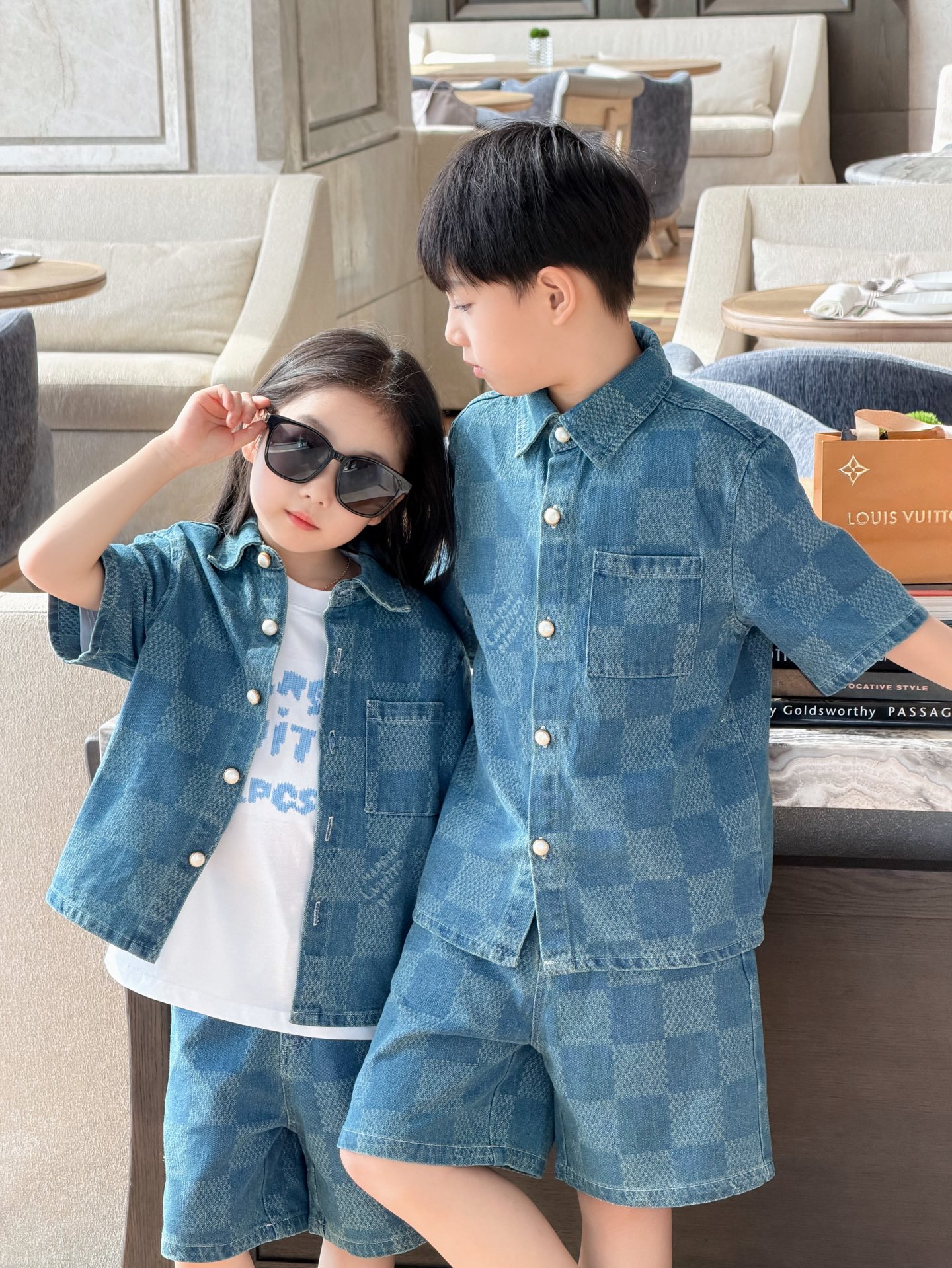 LOUIS VUITTON 路易威登