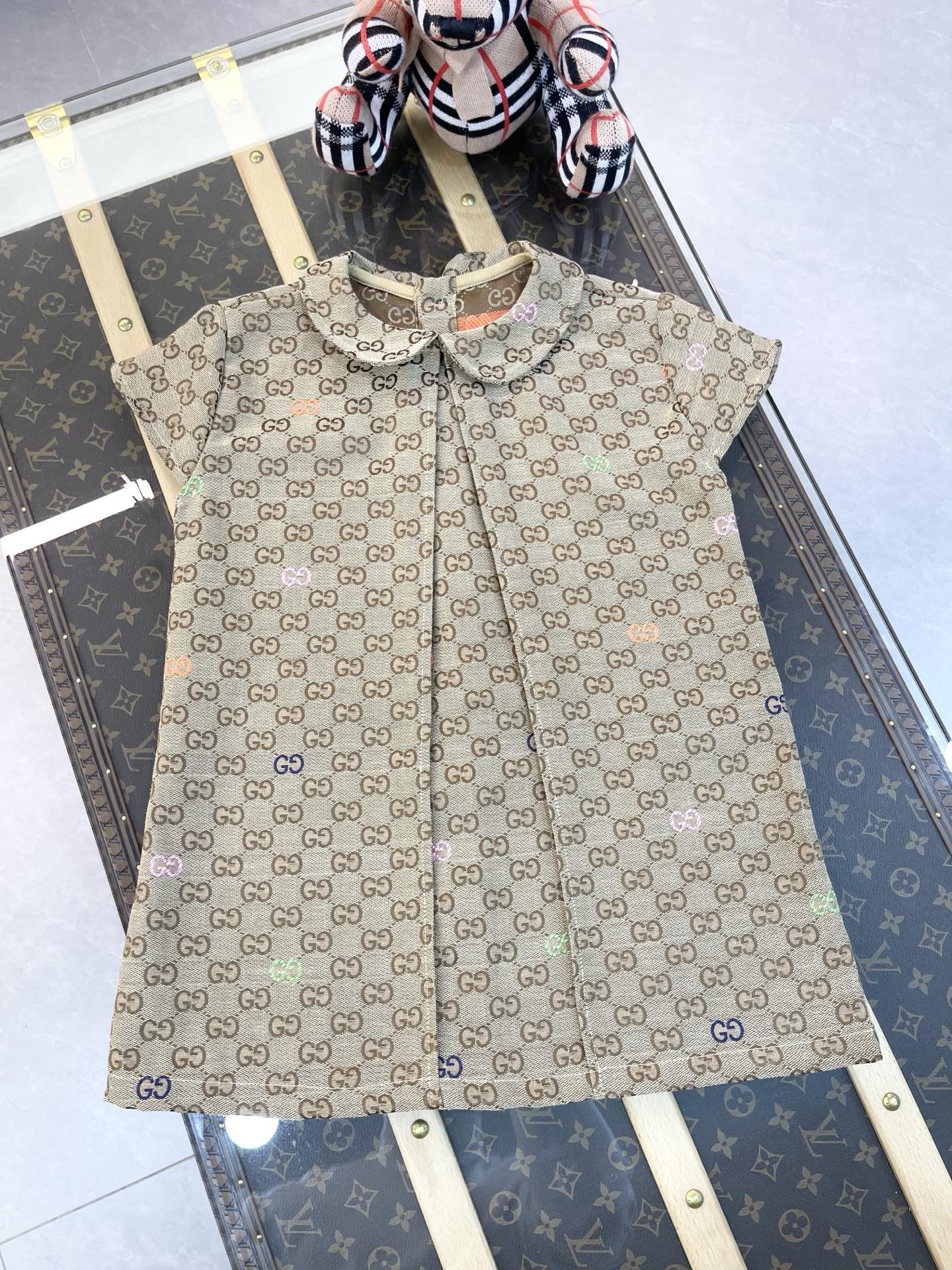 168元 sin descuento talla 100-150cm GUCCI 古奇 2026 primavera temprana niños nuevo vestido tela jacquard de colores calida…