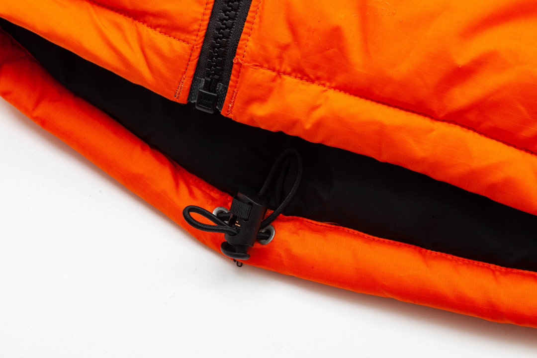 THE NORTH FACE 1996 NUPTSE 700FP 白ダウン 4NCH 防水 フード付き ダウンジャケット