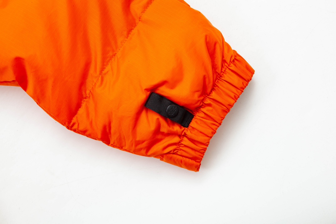 THE NORTH FACE 1996 NUPTSE 700FP 白ダウン 4NCH 防水 フード付き ダウンジャケット