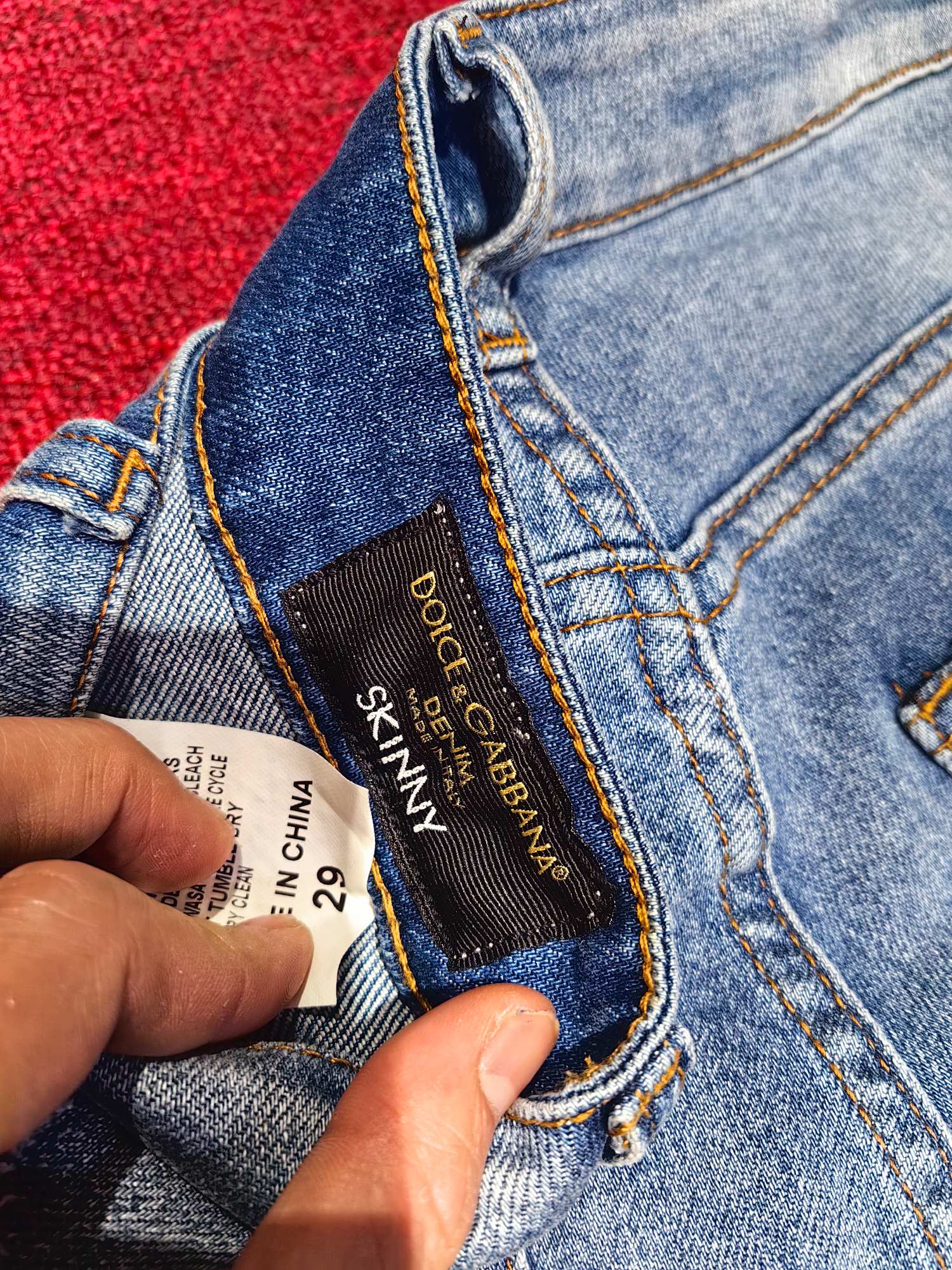 DOLCE & GABBANA Light Blue Wash Straight-Leg Jeans with Logo Patch 9 a1741864199962 2040