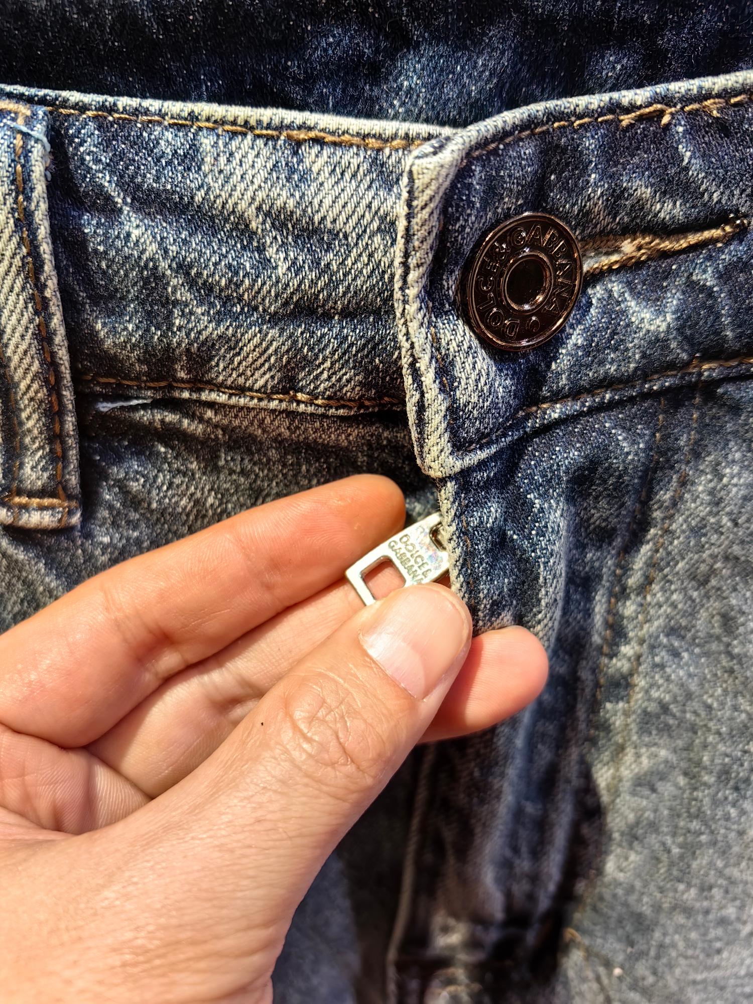 DOLCE & GABBANA p400専柜同步 牛仔裤 修身小直筒型