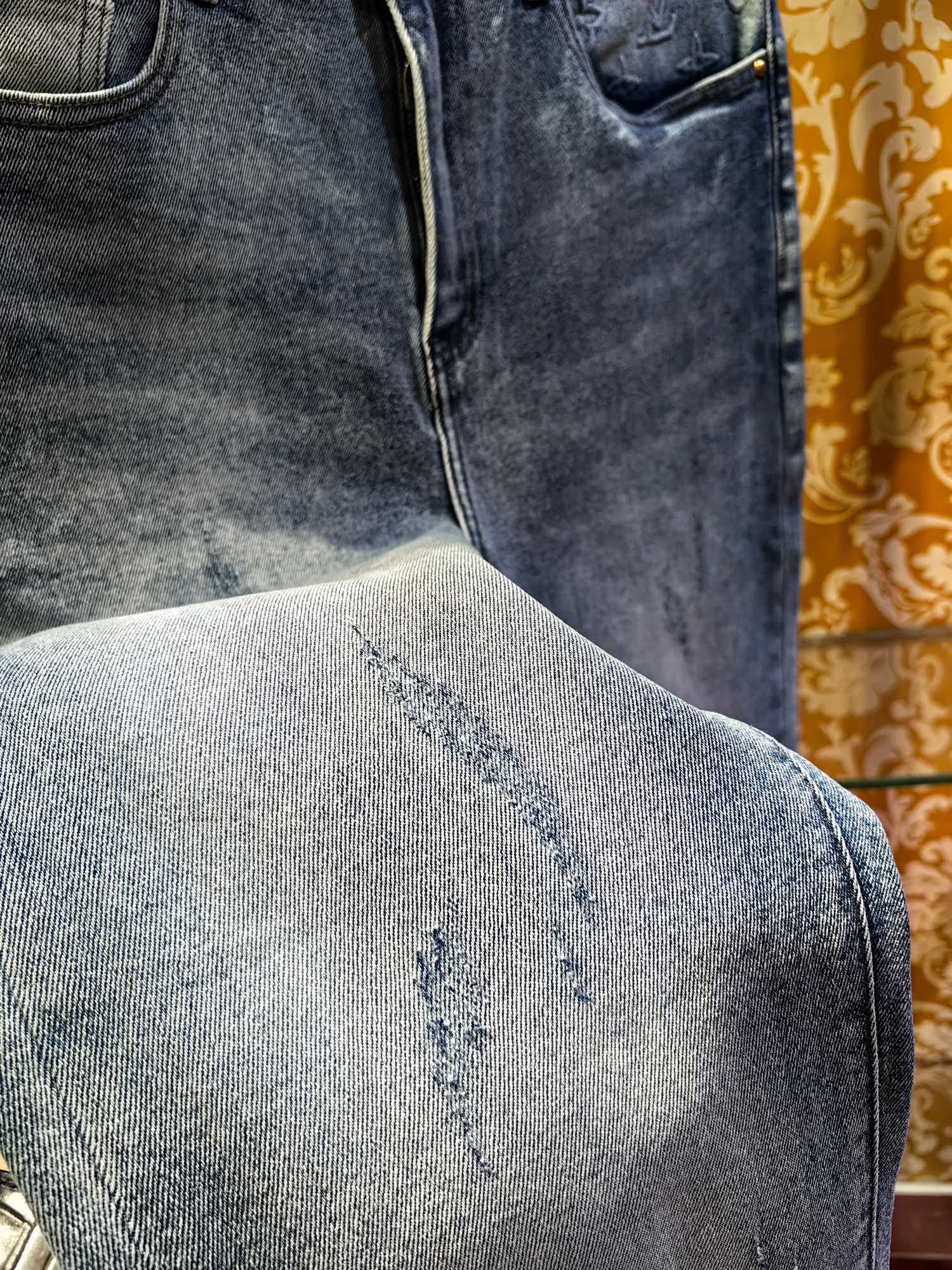 Louis Vuitton经典logo牛仔裤 - 高級水洗デザイン