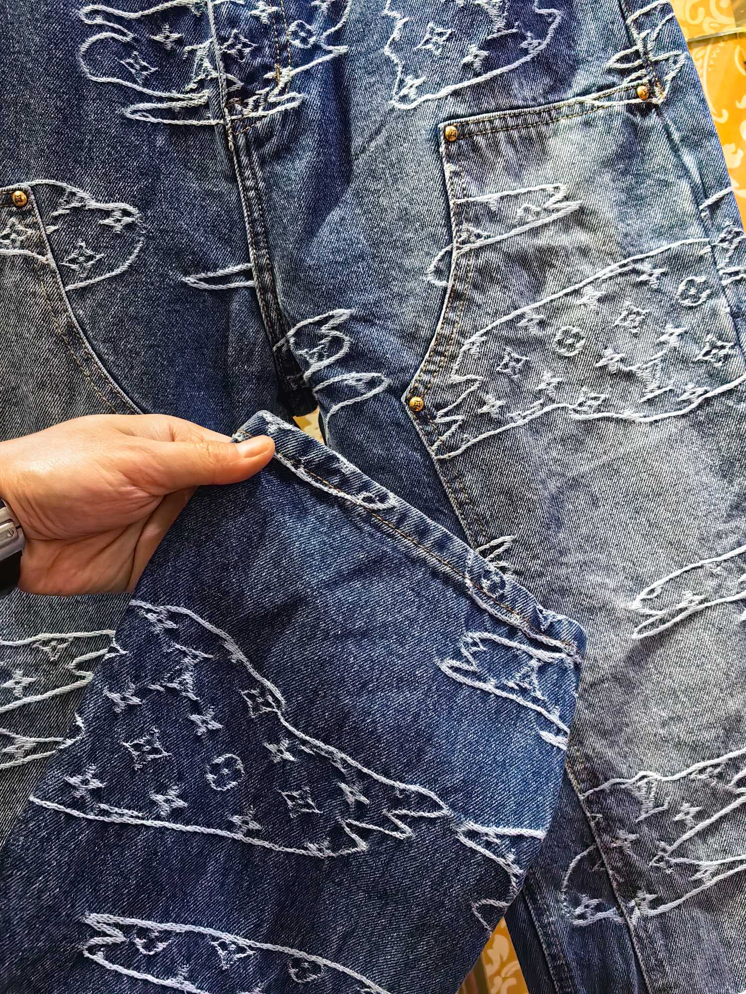 Louis Vuitton 牛仔裤 - 幅広いサイズ展開と高品質デザイン