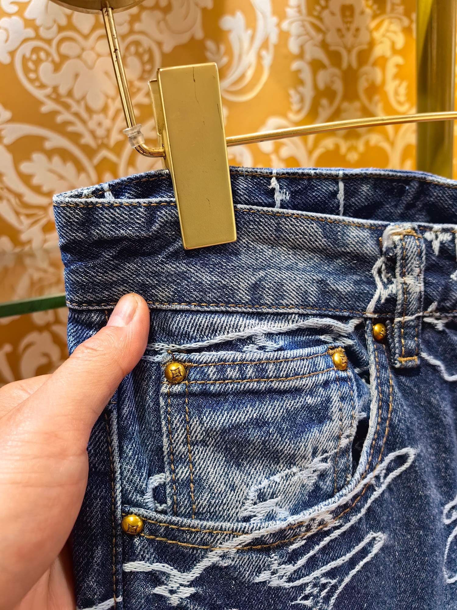 Louis Vuitton 牛仔裤 - 幅広いサイズ展開と高品質デザイン