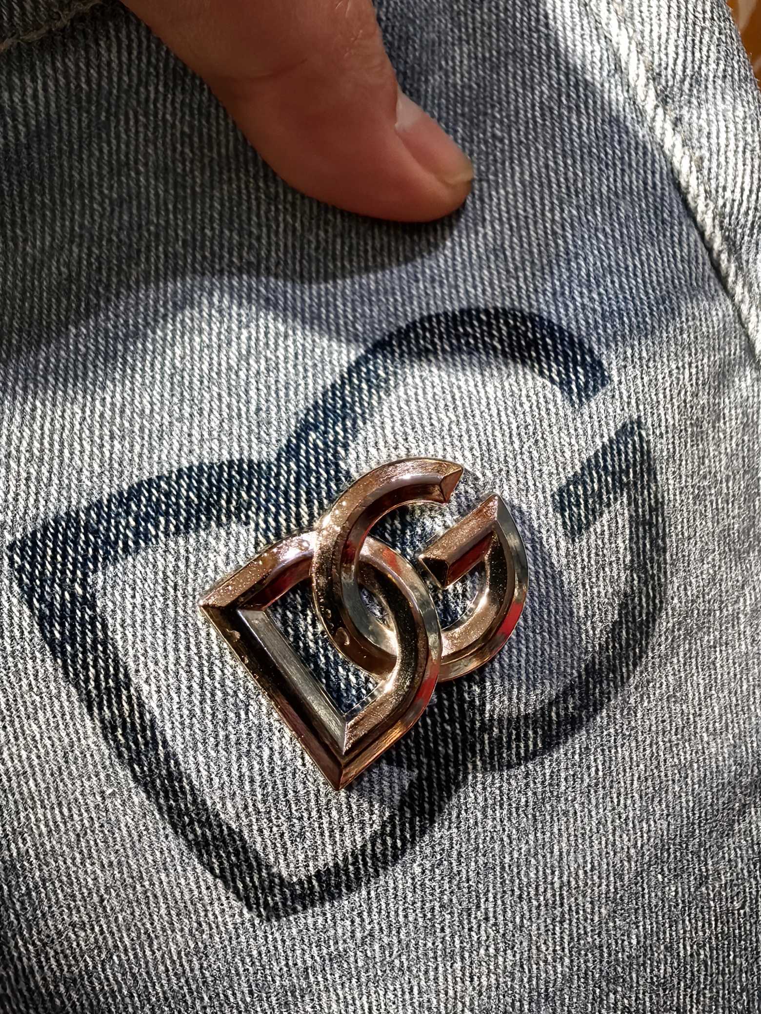 DOLCE & GABBANA p400牛仔裤 - 修身小直筒型・完璧な水洗ブルー