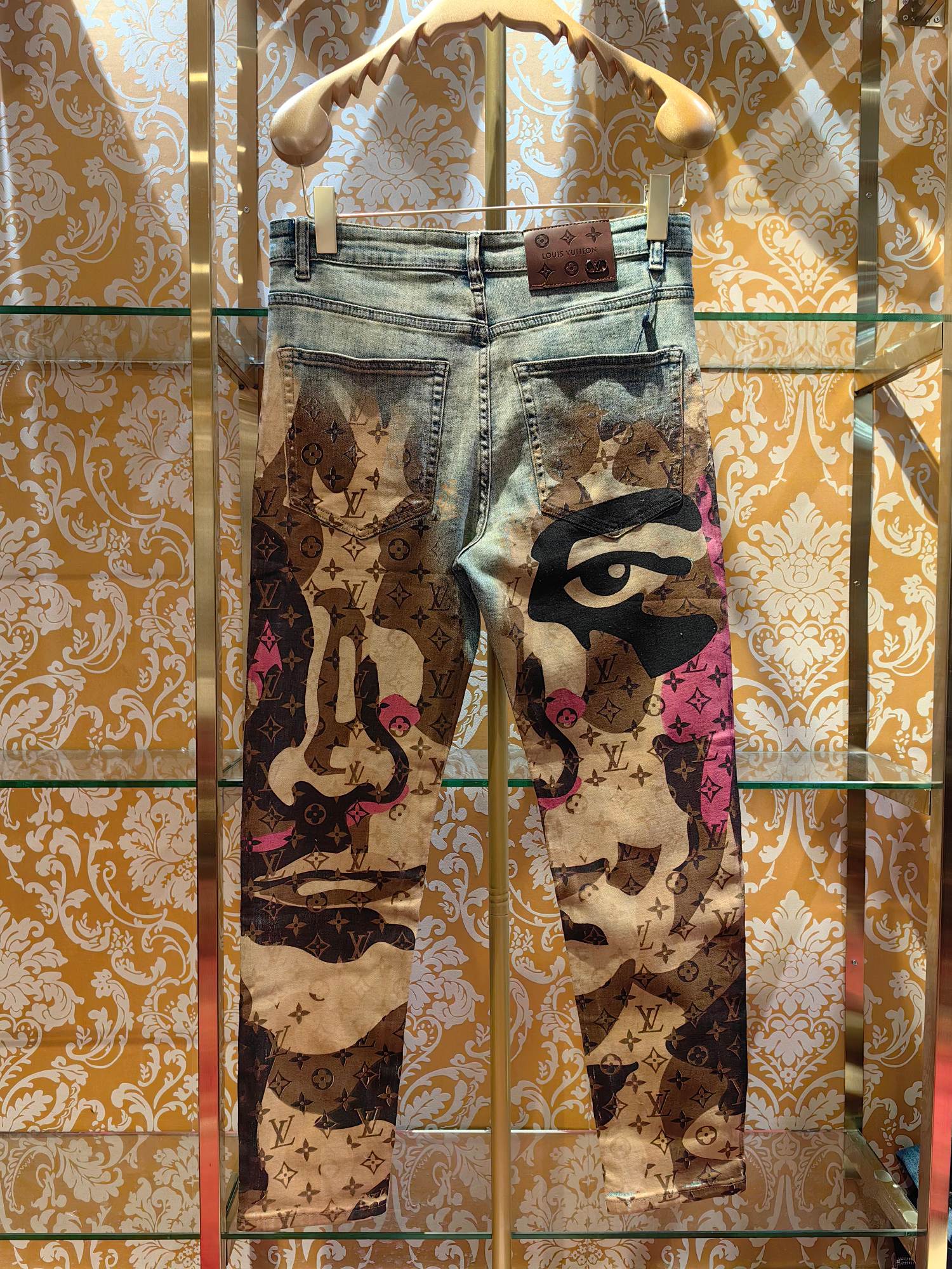 Louis Vuitton爆款牛仔裤|水洗休闲デザイン・柔らかい直喷印花