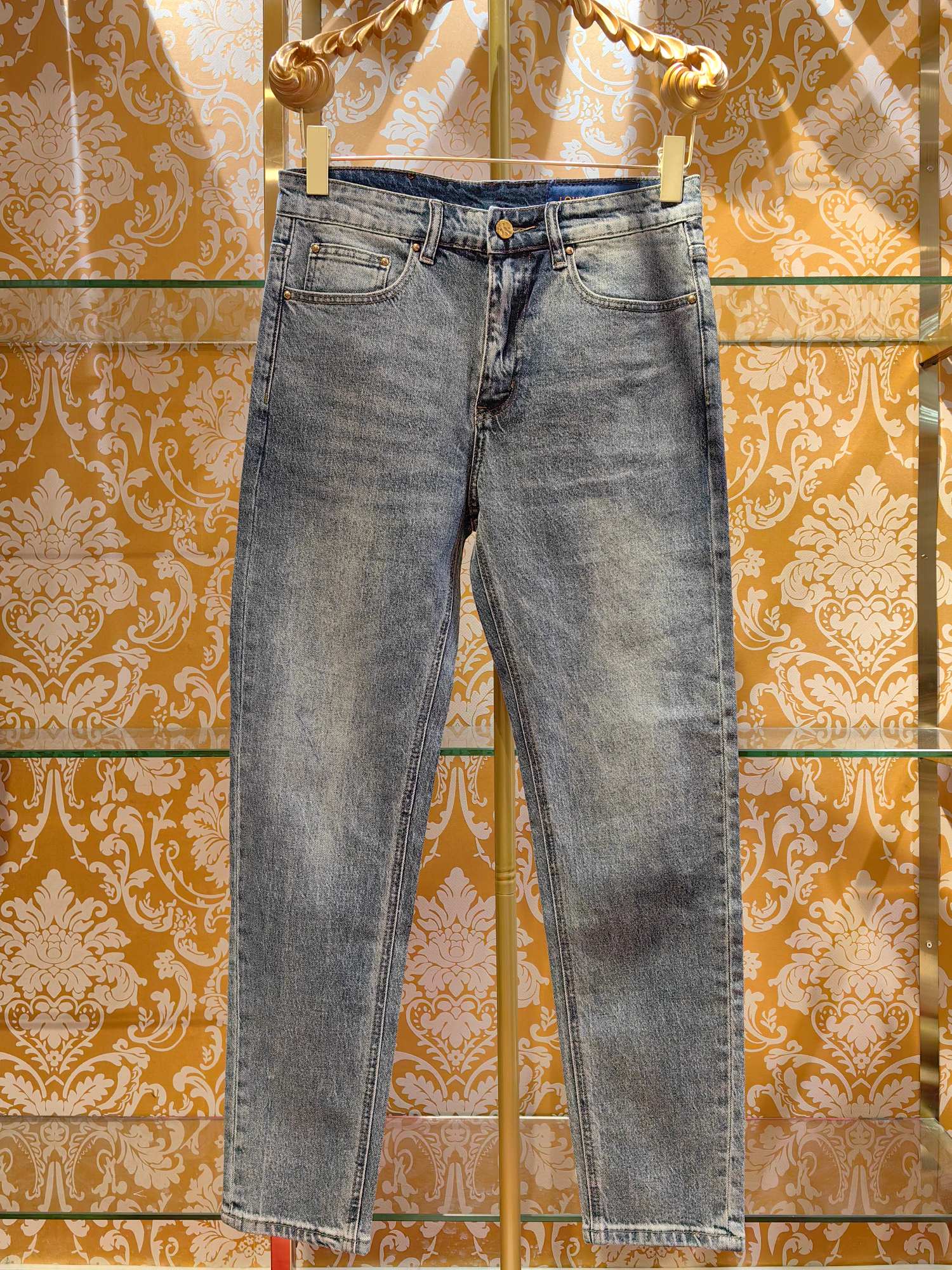 Louis Vuitton爆款牛仔裤 - 高品質水洗デザイン